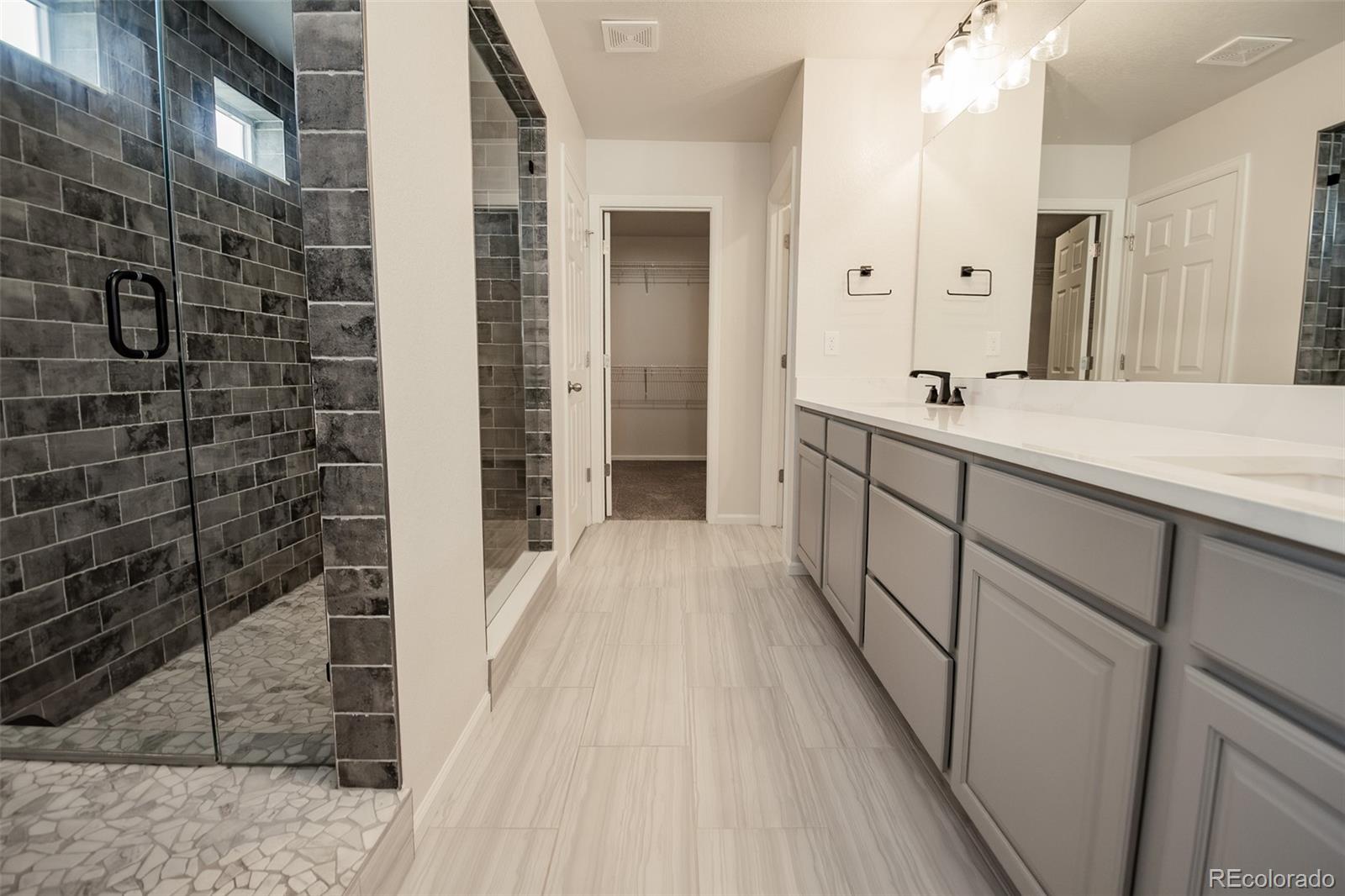 MLS Image #24 for 3950  eaton park street,aurora, Colorado