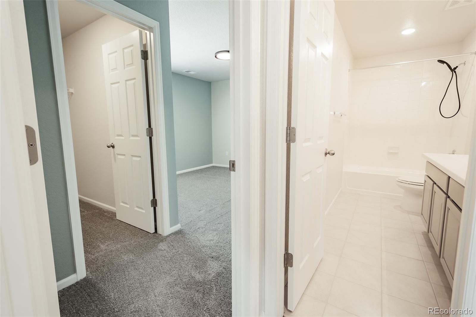 MLS Image #31 for 3950  eaton park street,aurora, Colorado