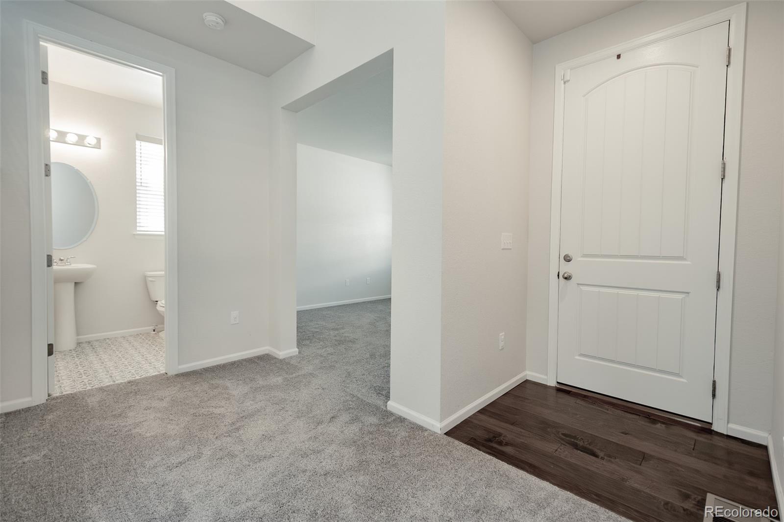 MLS Image #5 for 3950  eaton park street,aurora, Colorado