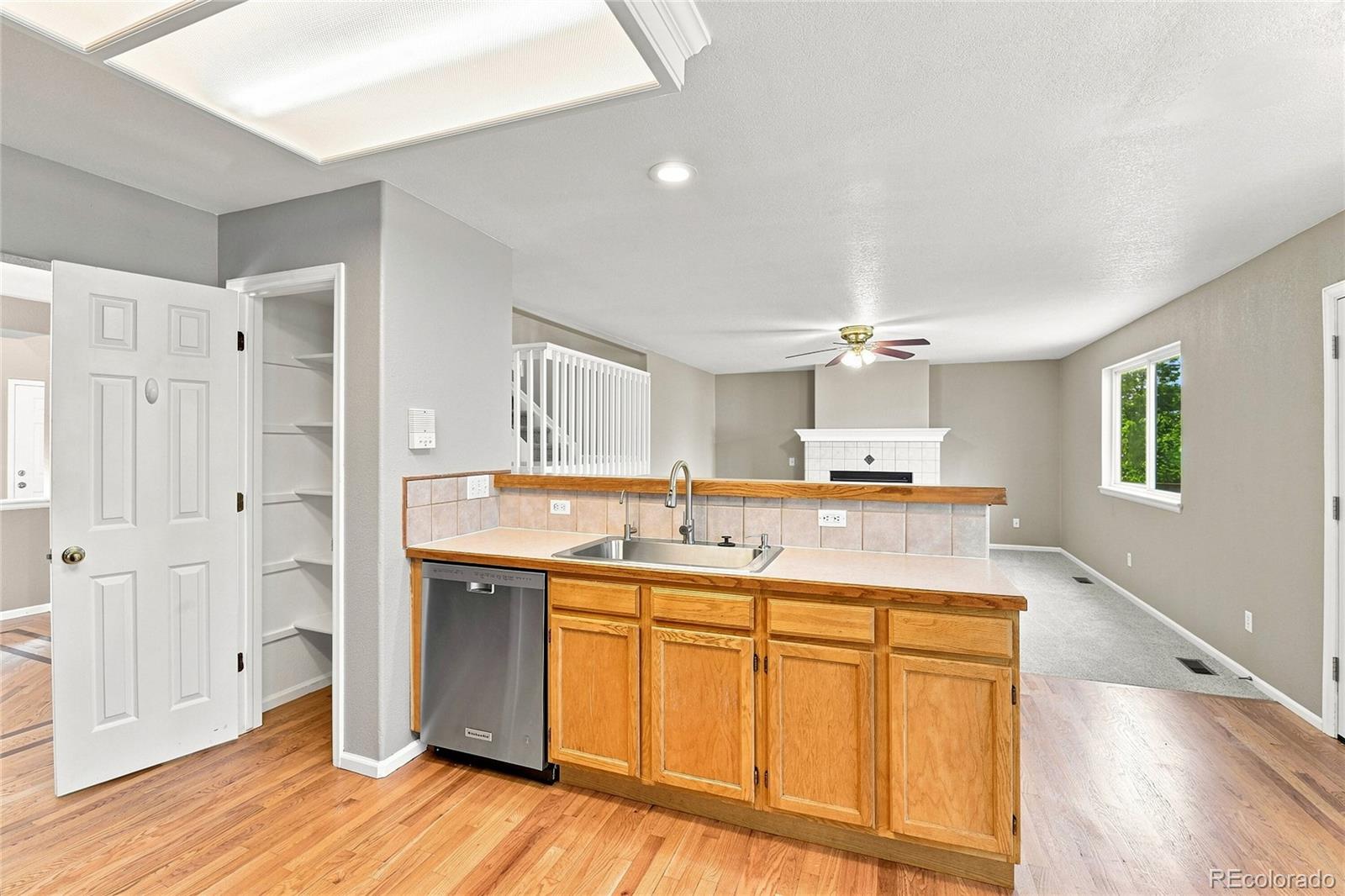 MLS Image #10 for 4249 s killarney street,aurora, Colorado