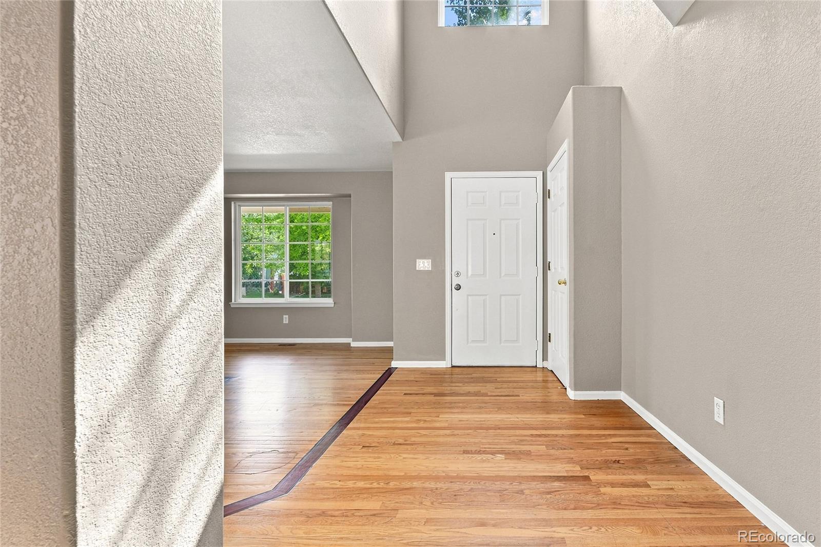 MLS Image #4 for 4249 s killarney street,aurora, Colorado