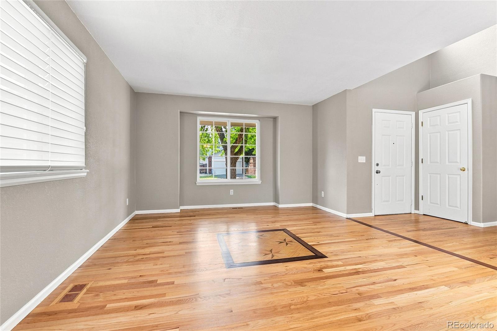 MLS Image #5 for 4249 s killarney street,aurora, Colorado