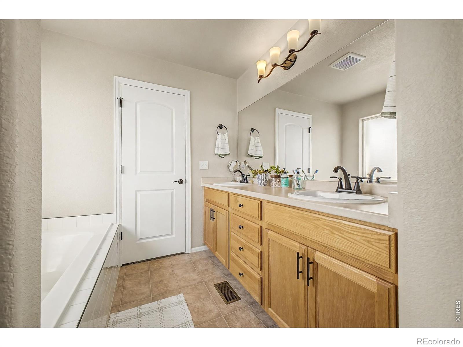 MLS Image #20 for 1817  106th avenue,greeley, Colorado