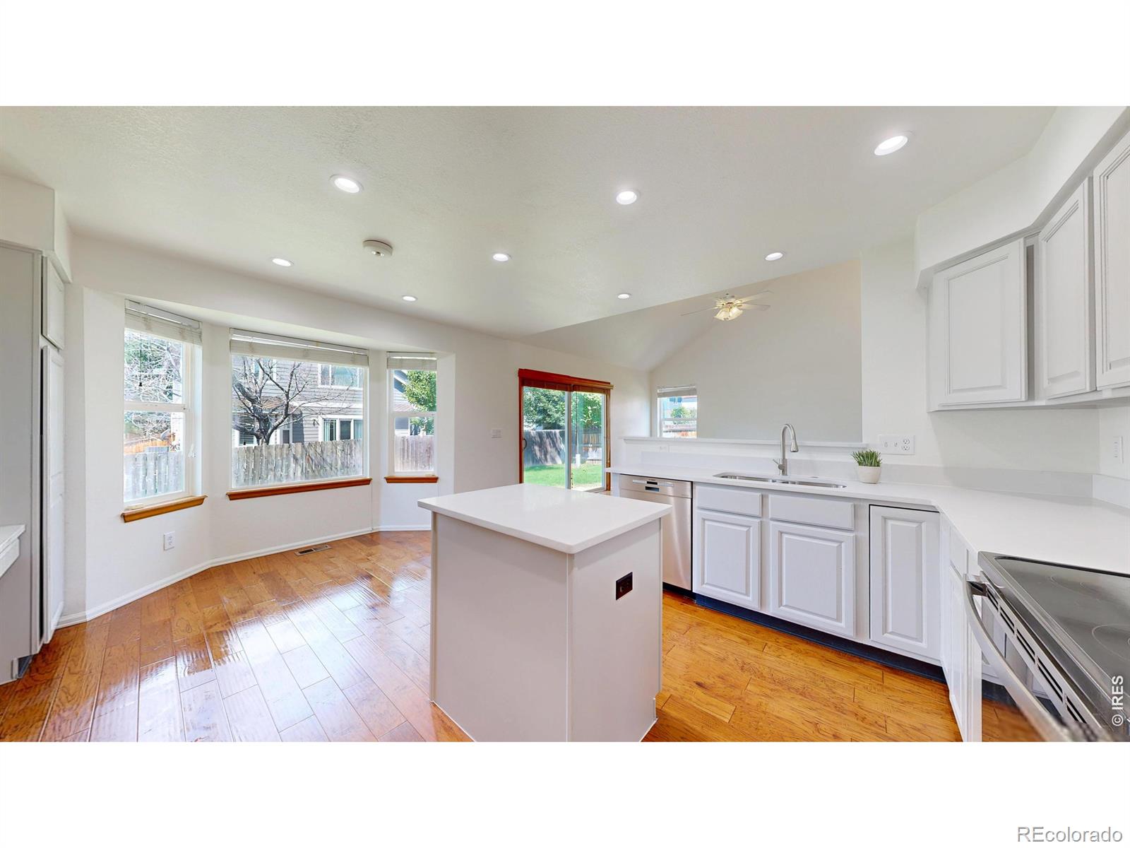 MLS Image #19 for 1619  hemlock way,broomfield, Colorado