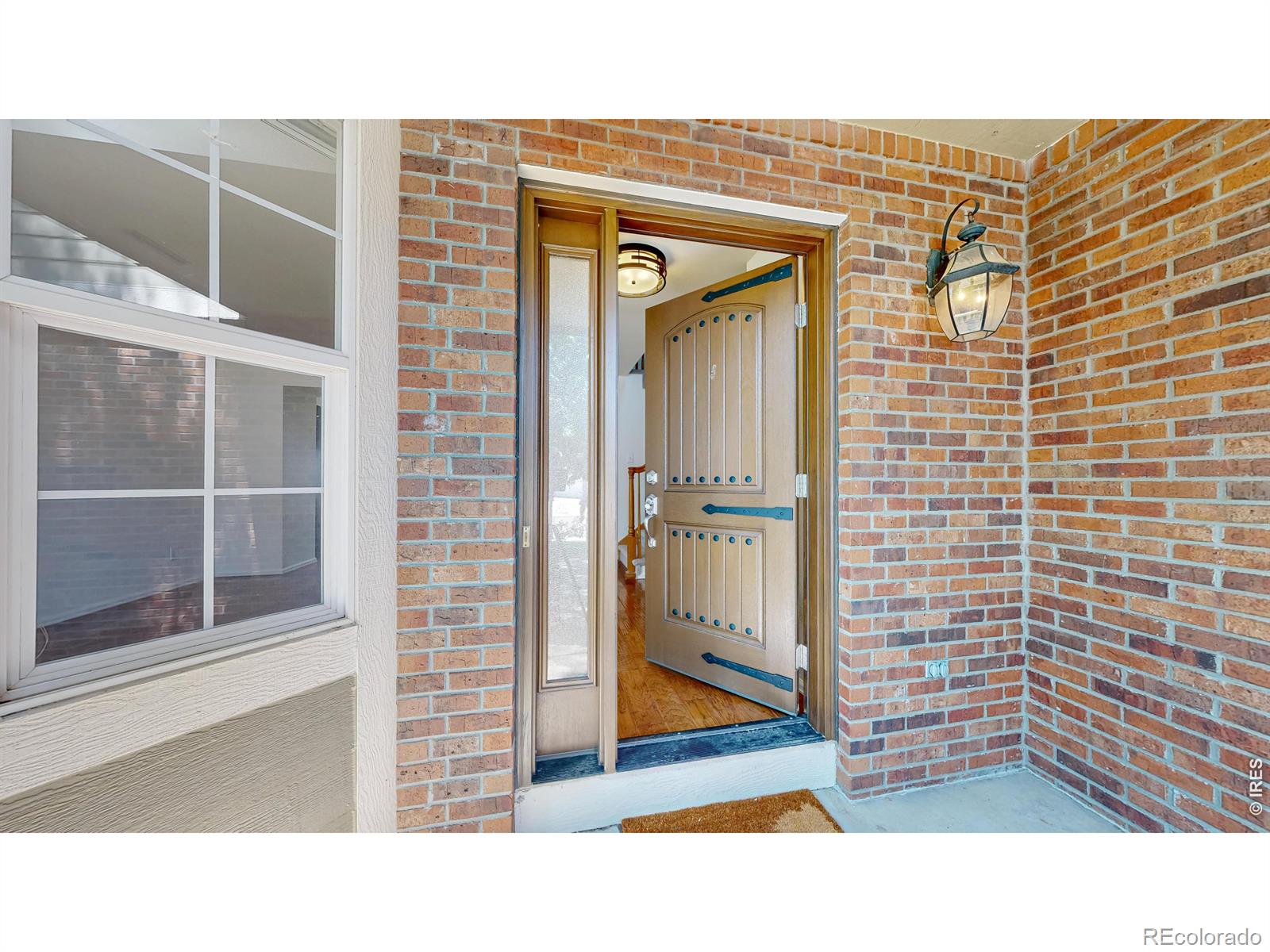 MLS Image #2 for 1619  hemlock way,broomfield, Colorado