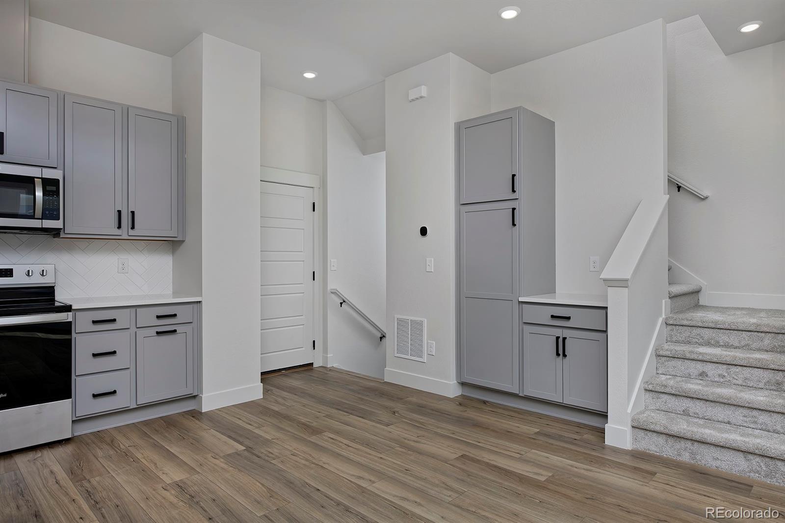 MLS Image #8 for 3132 w bonfils place,denver, Colorado