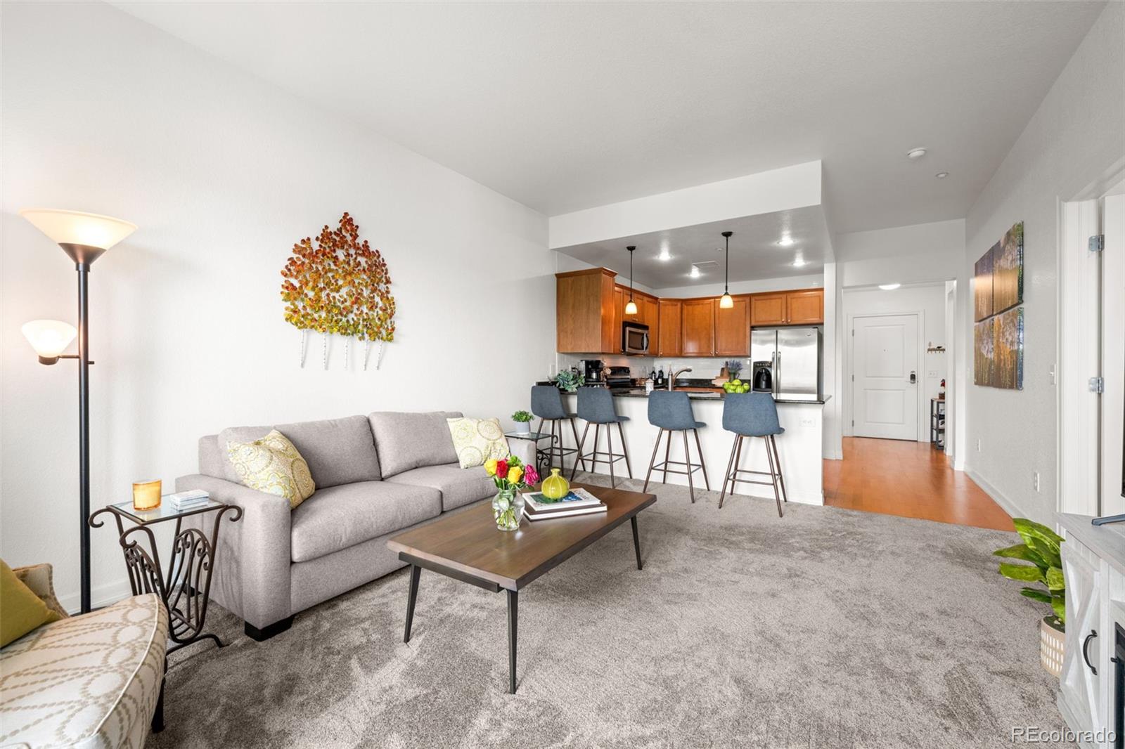 MLS Image #10 for 2200 s university boulevard,denver, Colorado