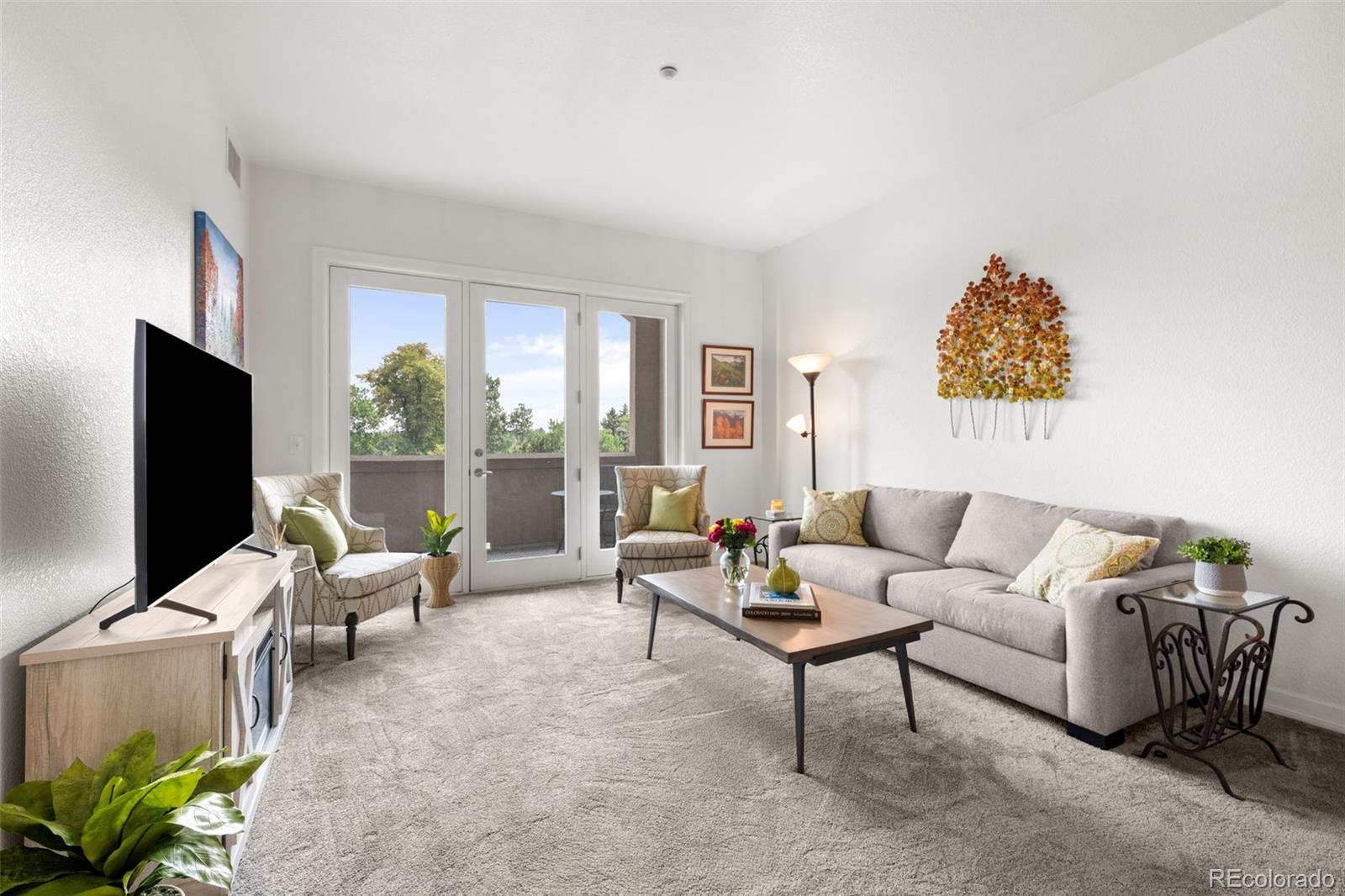 MLS Image #12 for 2200 s university boulevard,denver, Colorado