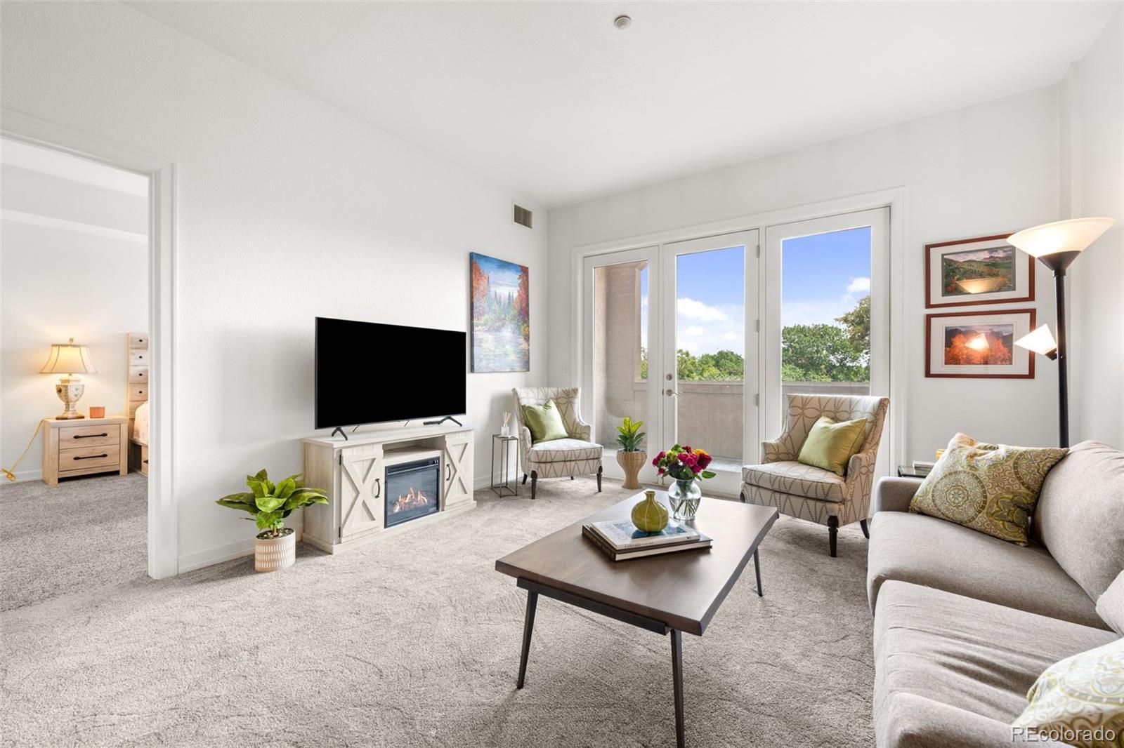 MLS Image #13 for 2200 s university boulevard,denver, Colorado