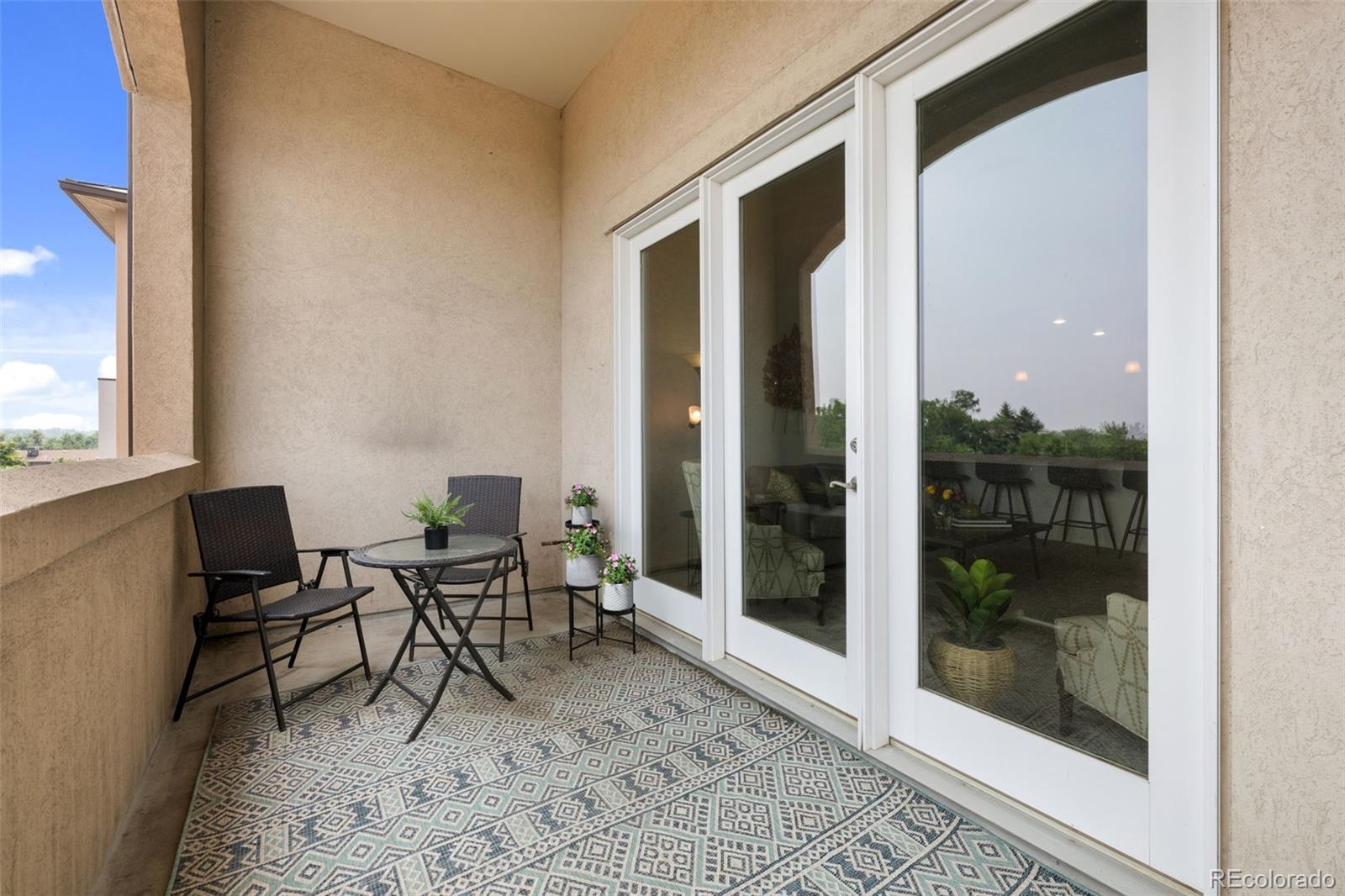 MLS Image #22 for 2200 s university boulevard,denver, Colorado