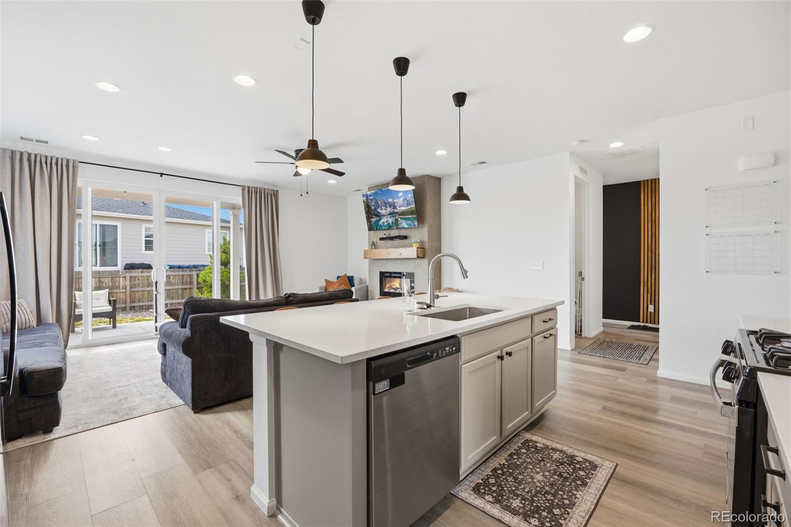 MLS Image #11 for 4085  castle vista drive,castle rock, Colorado