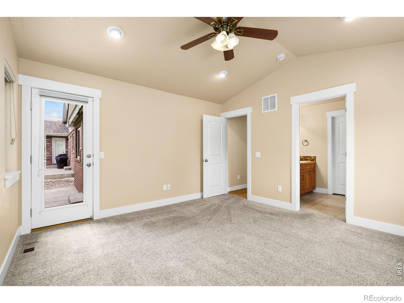 MLS Image #12 for 2108  friar tuck court,fort collins, Colorado