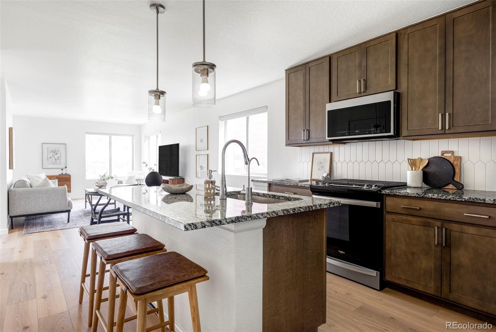 MLS Image #14 for 6317  hanover street,denver, Colorado