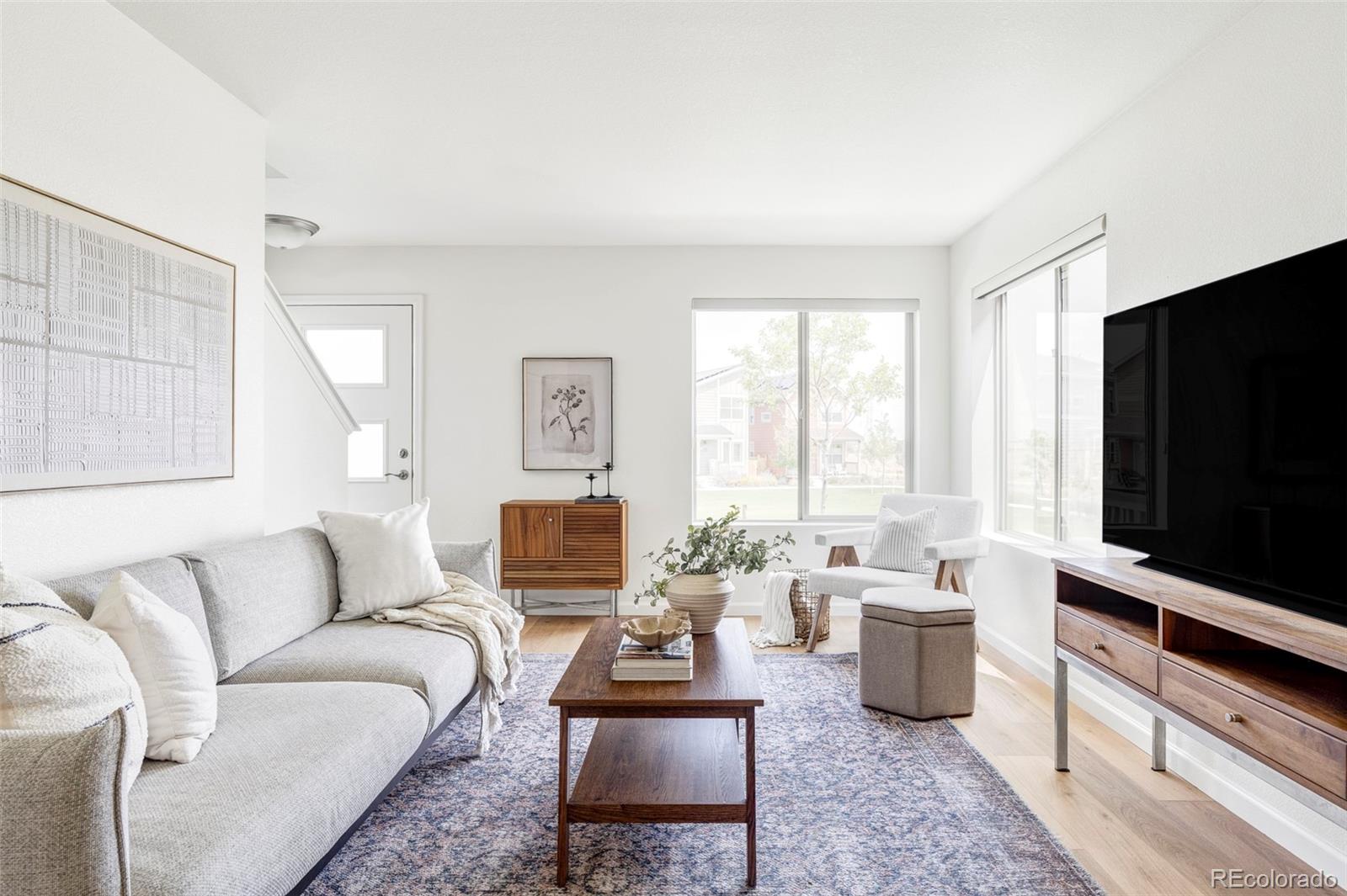 MLS Image #2 for 6317  hanover street,denver, Colorado