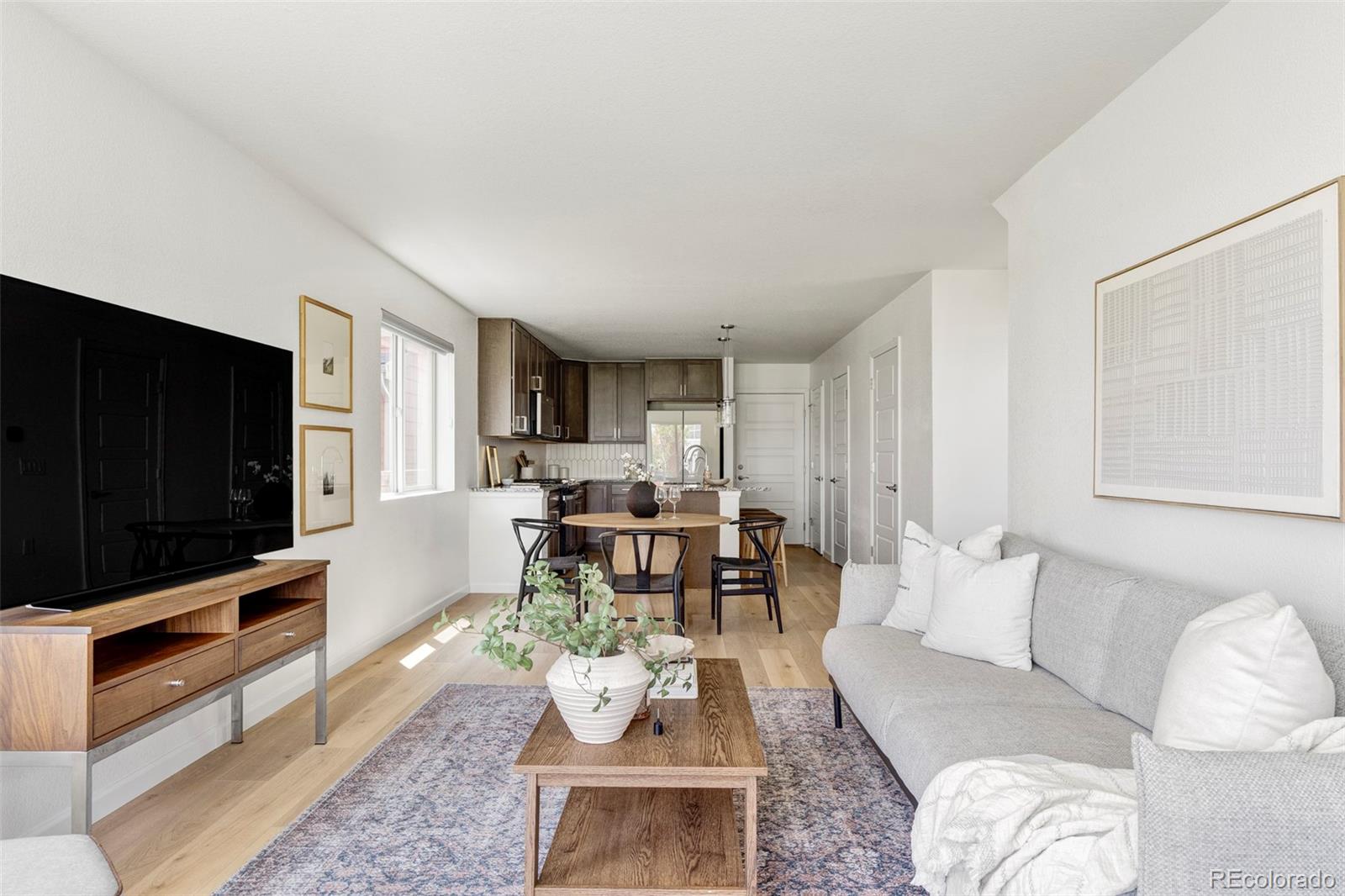 MLS Image #5 for 6317  hanover street,denver, Colorado