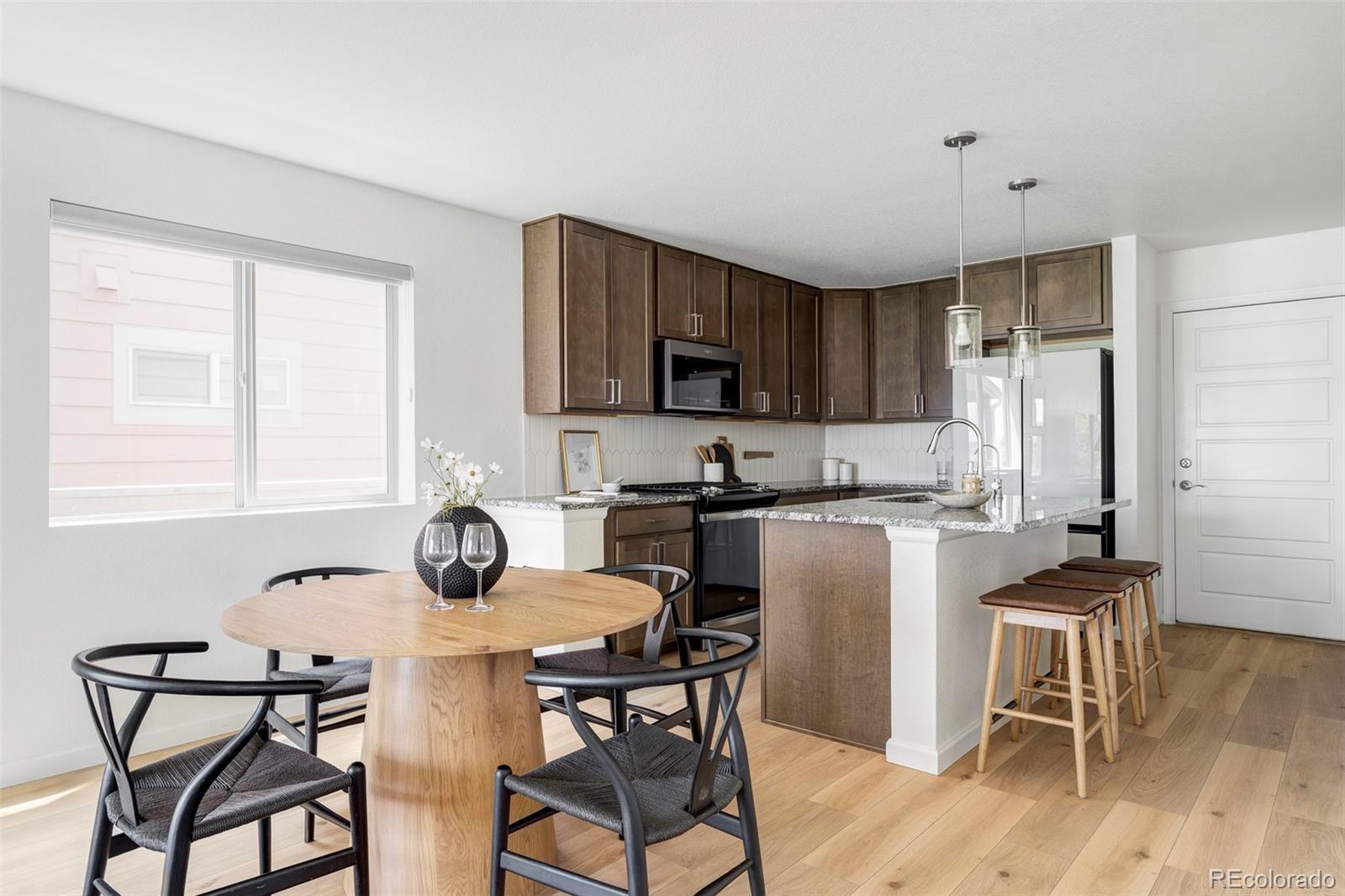 MLS Image #8 for 6317  hanover street,denver, Colorado