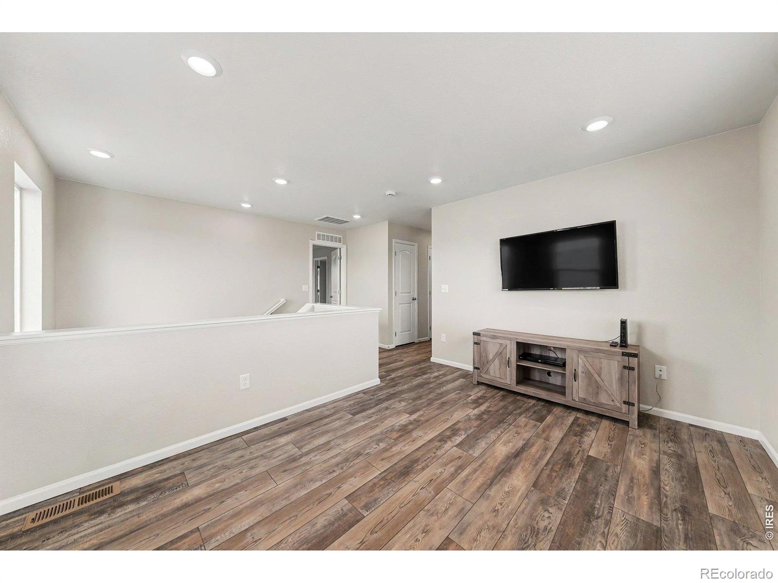 MLS Image #14 for 3025  pawnee creek drive,loveland, Colorado