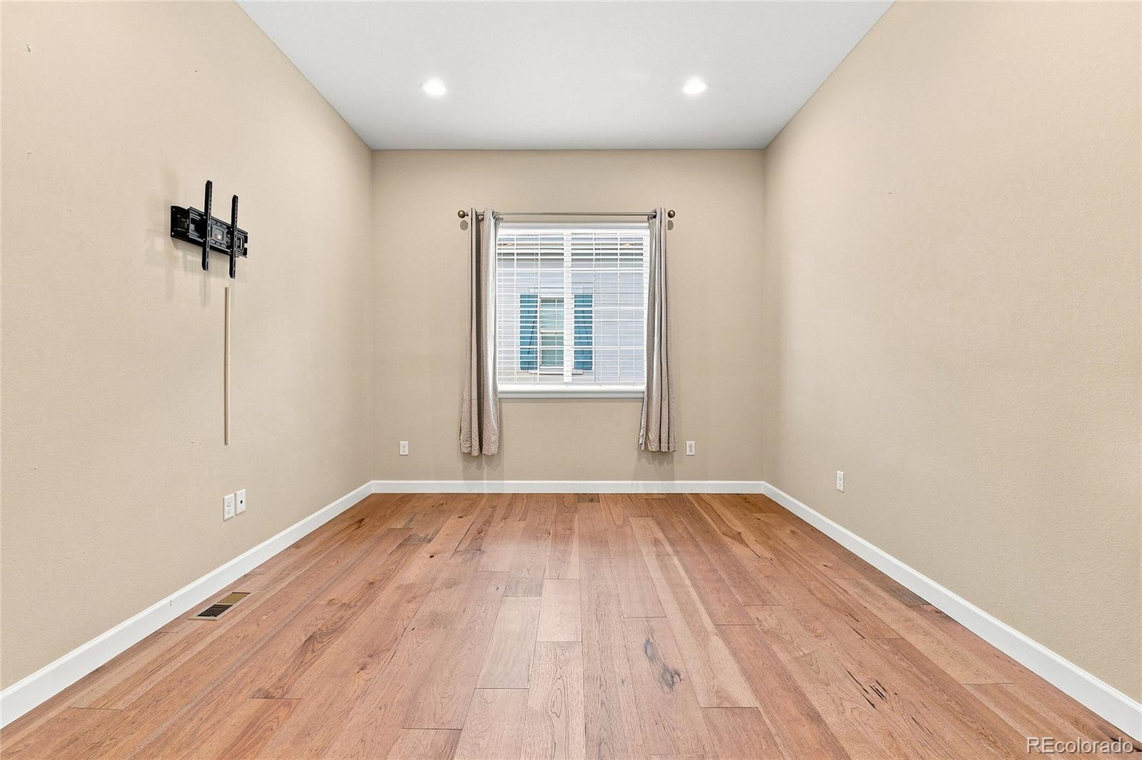 MLS Image #11 for 6980 s yantley court,aurora, Colorado
