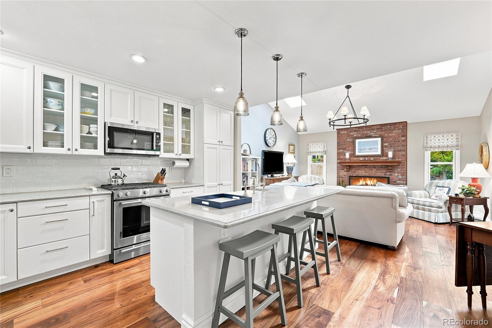 MLS Image #11 for 7569 s ivanhoe way,englewood, Colorado
