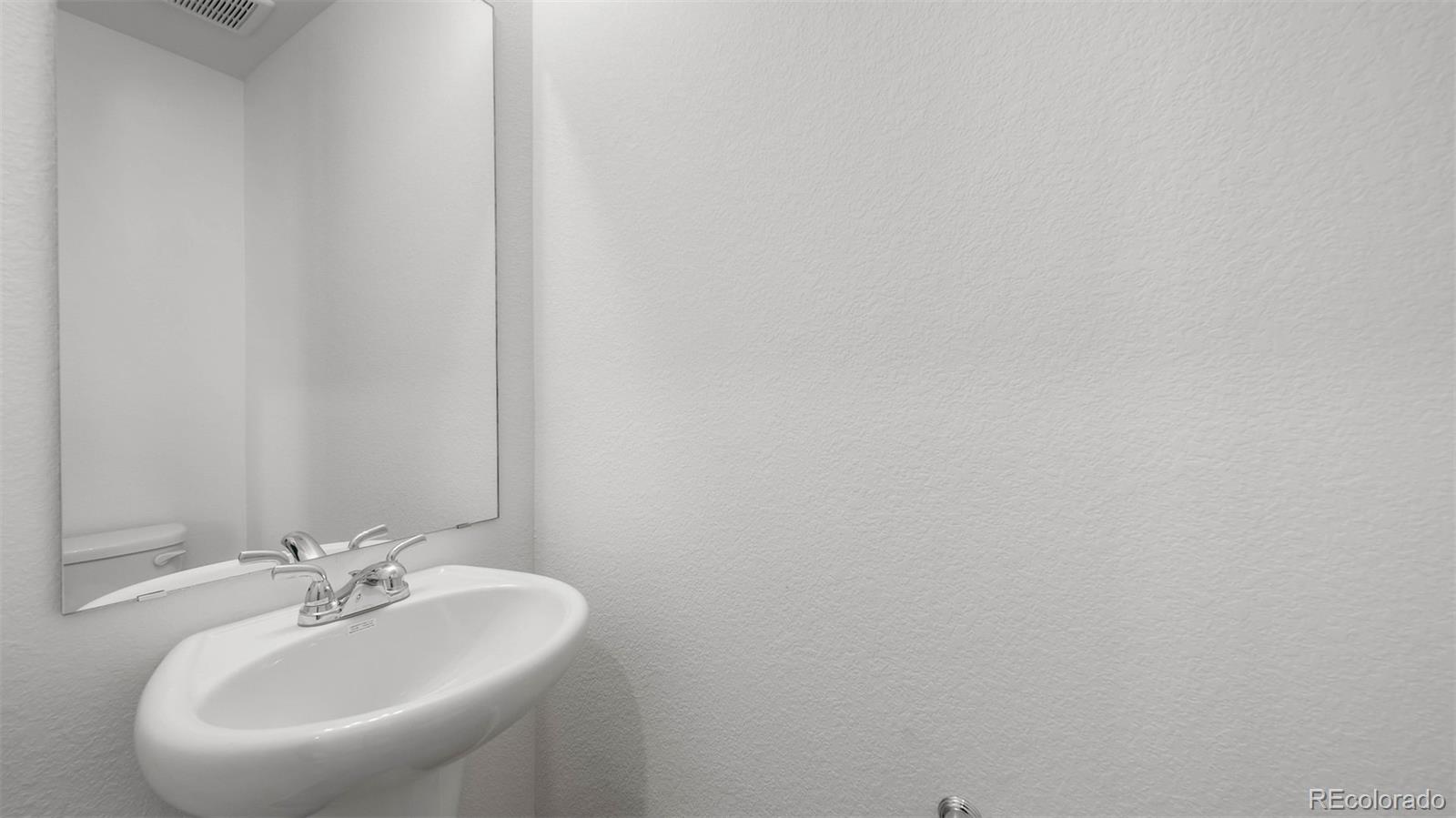 MLS Image #11 for 4061  zebrawood lane,johnstown, Colorado