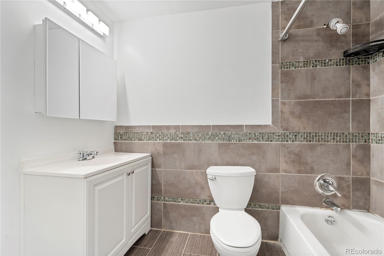 MLS Image #13 for 14524 e hawaii place,aurora, Colorado