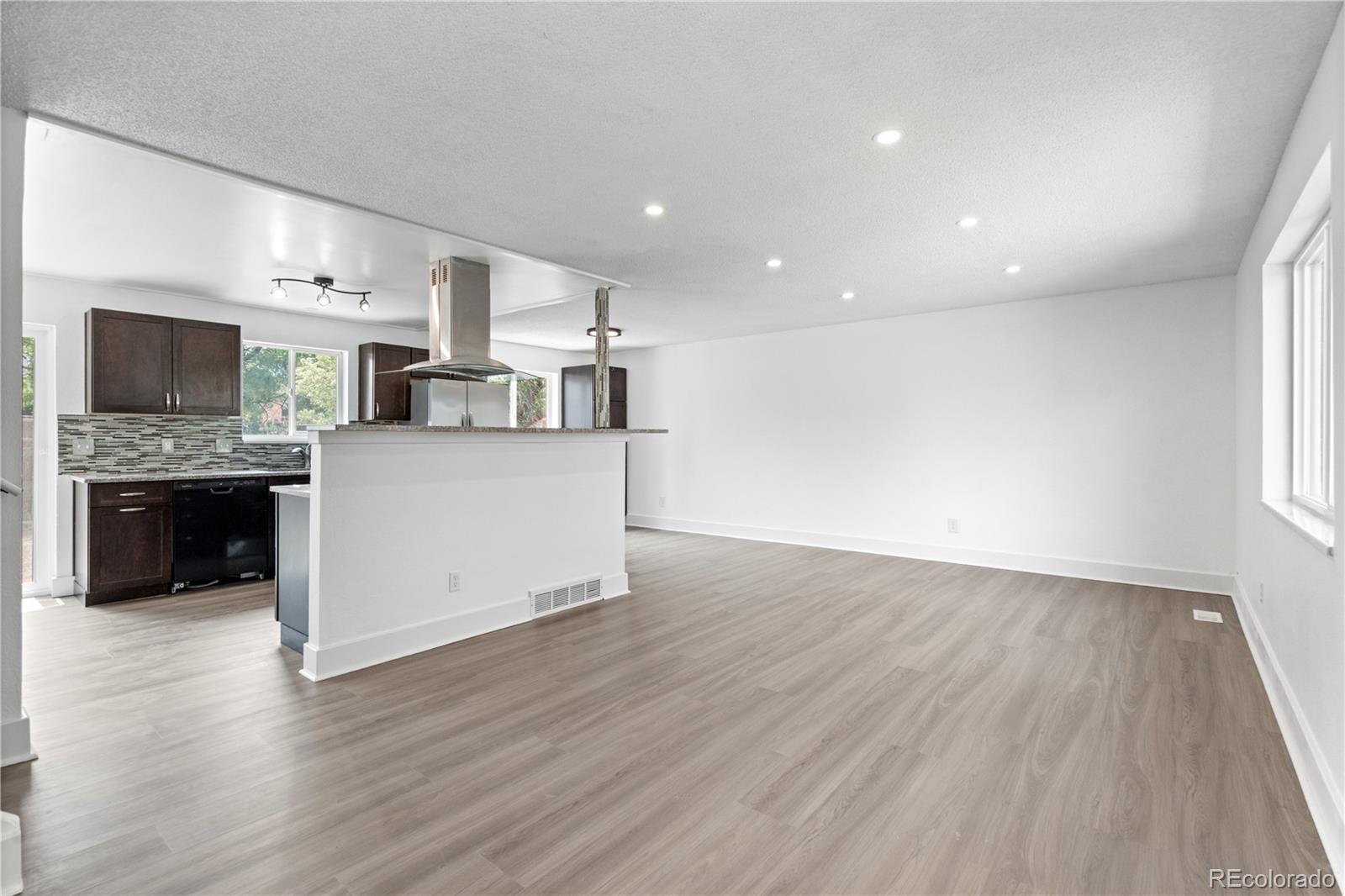 MLS Image #2 for 14524 e hawaii place,aurora, Colorado