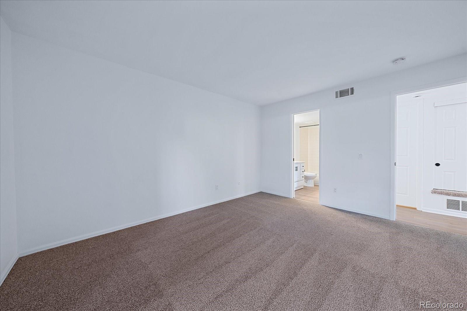 MLS Image #14 for 9727 e peakview avenue,englewood, Colorado