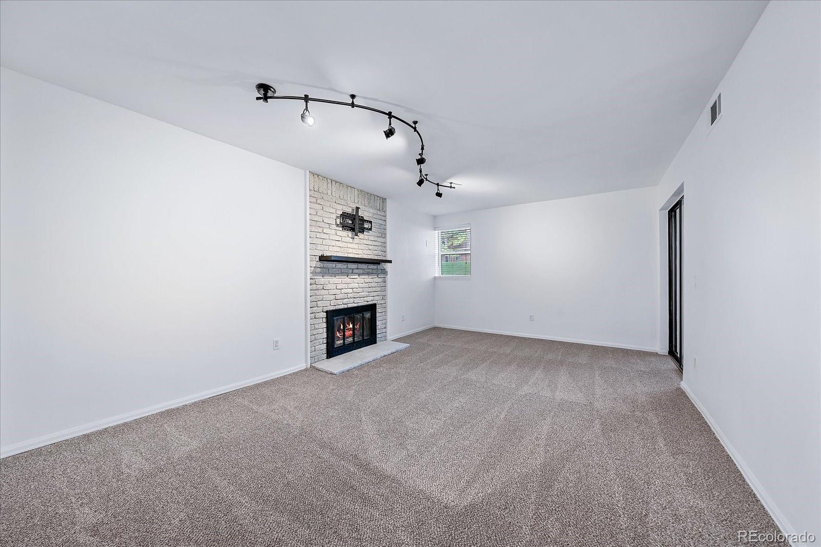 MLS Image #2 for 9727 e peakview avenue,englewood, Colorado