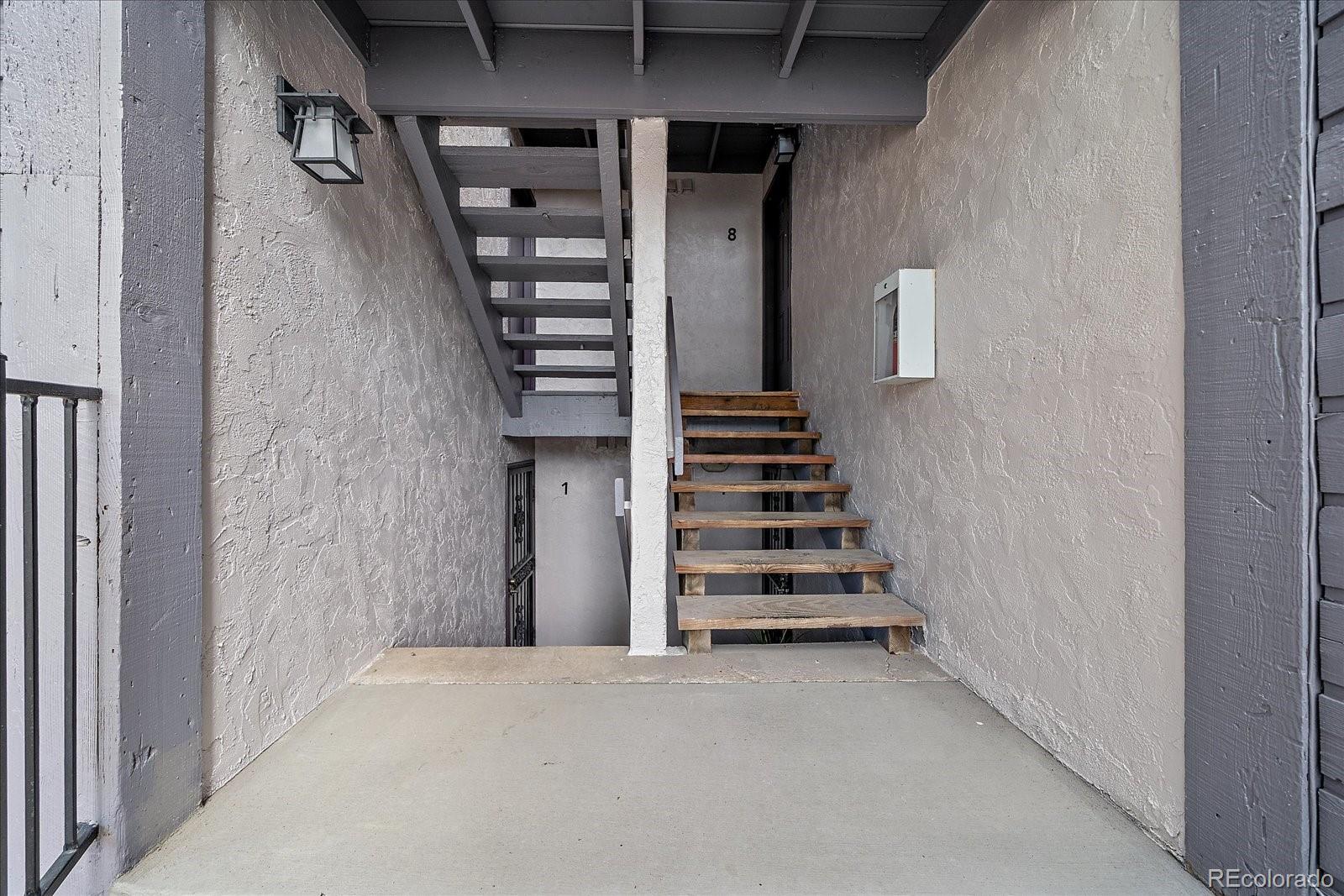 MLS Image #21 for 9727 e peakview avenue,englewood, Colorado