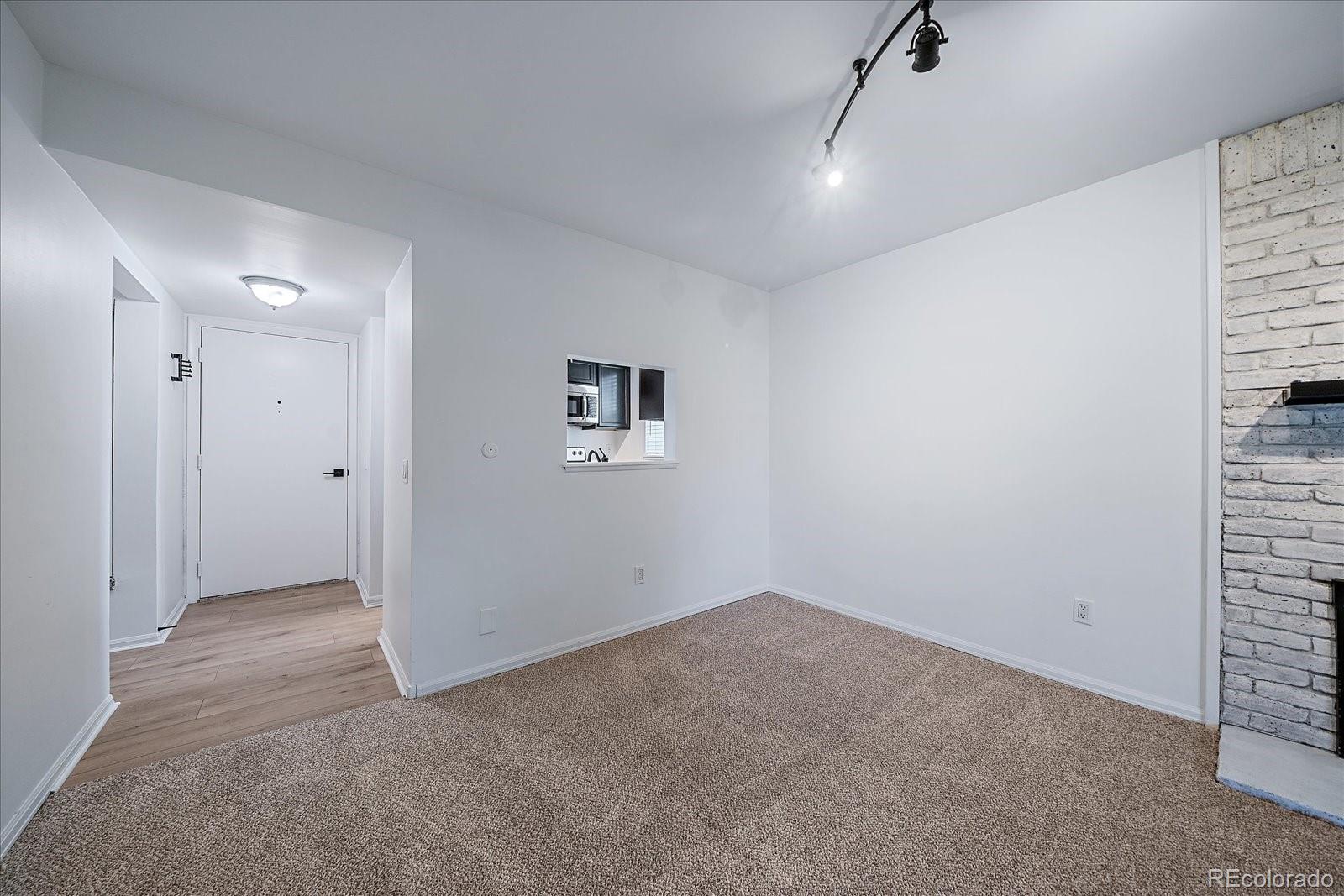 MLS Image #8 for 9727 e peakview avenue,englewood, Colorado