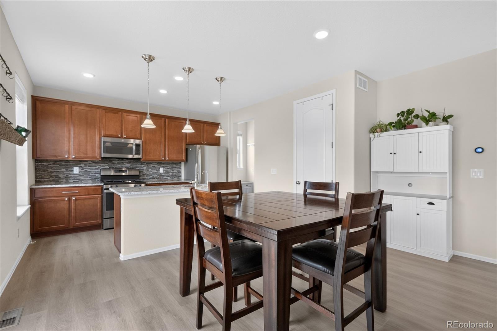 MLS Image #12 for 16068  elizabeth street,thornton, Colorado