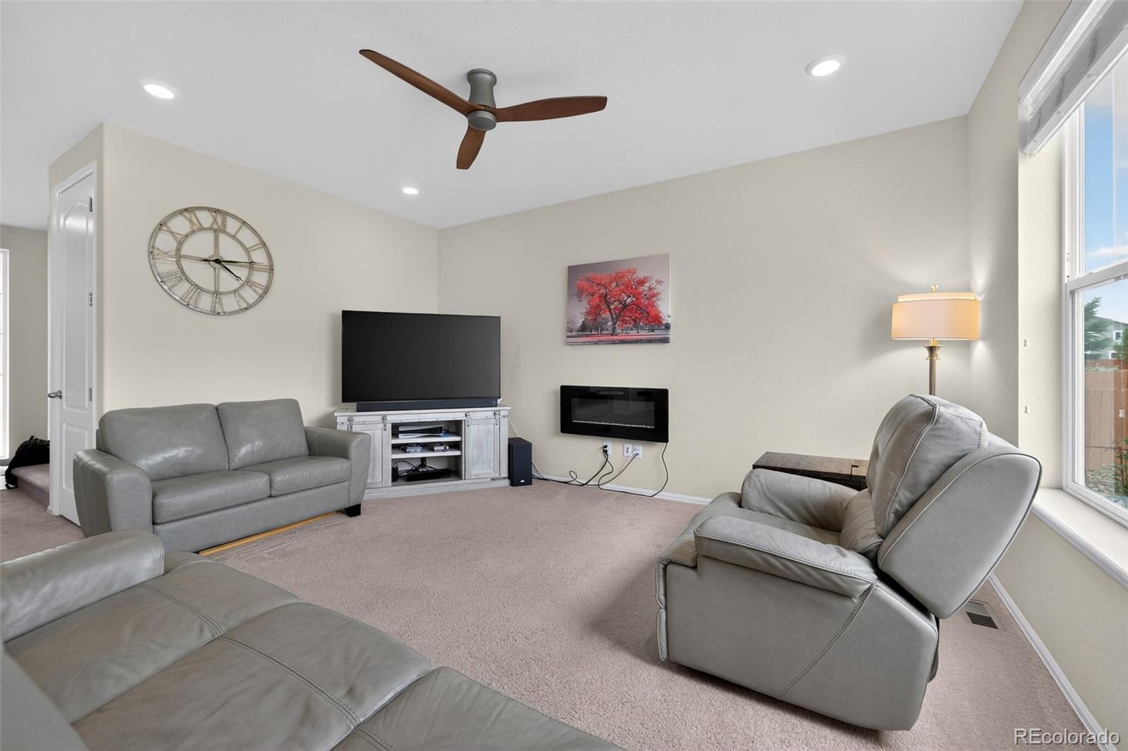 MLS Image #3 for 16068  elizabeth street,thornton, Colorado