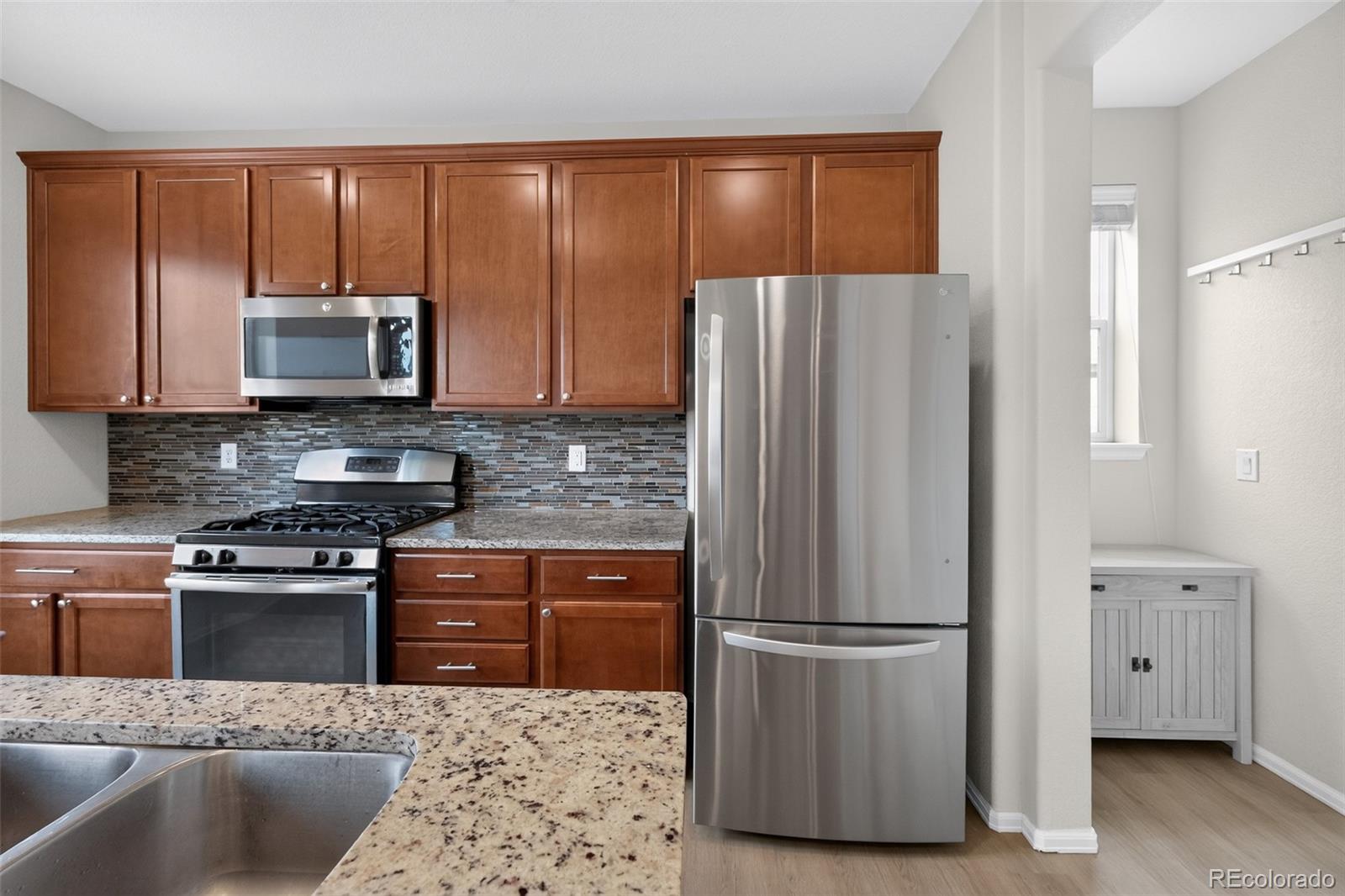 MLS Image #5 for 16068  elizabeth street,thornton, Colorado