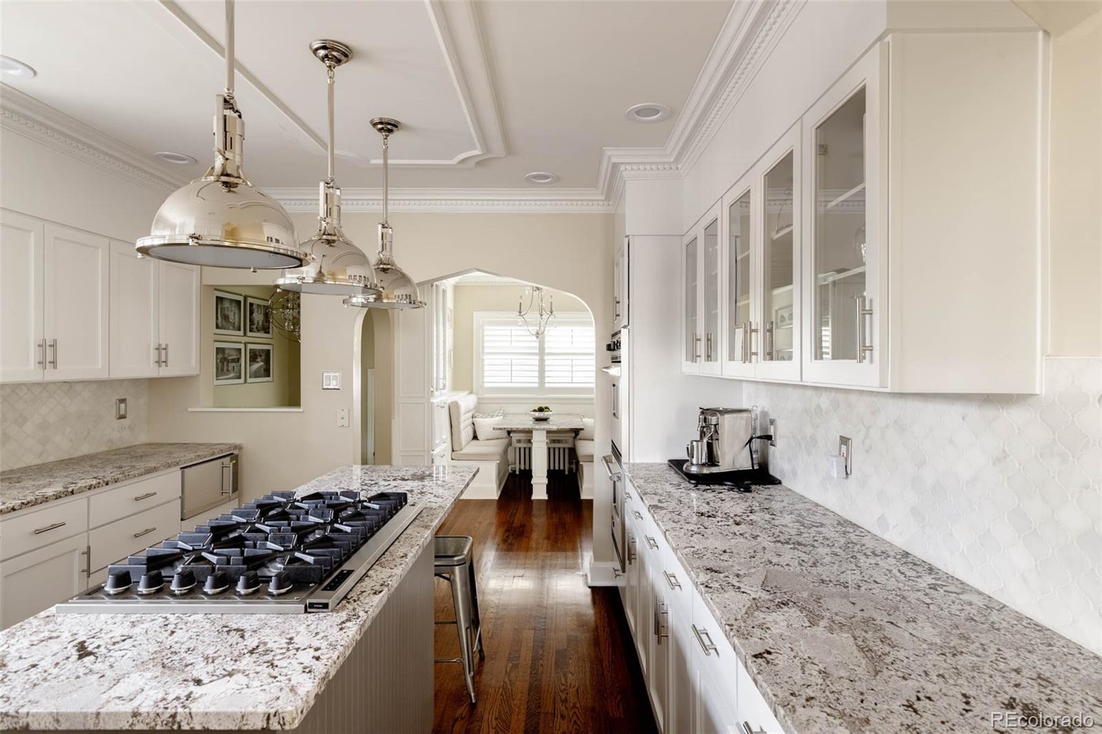 MLS Image #11 for 5525 e 17th avenue parkway,denver, Colorado