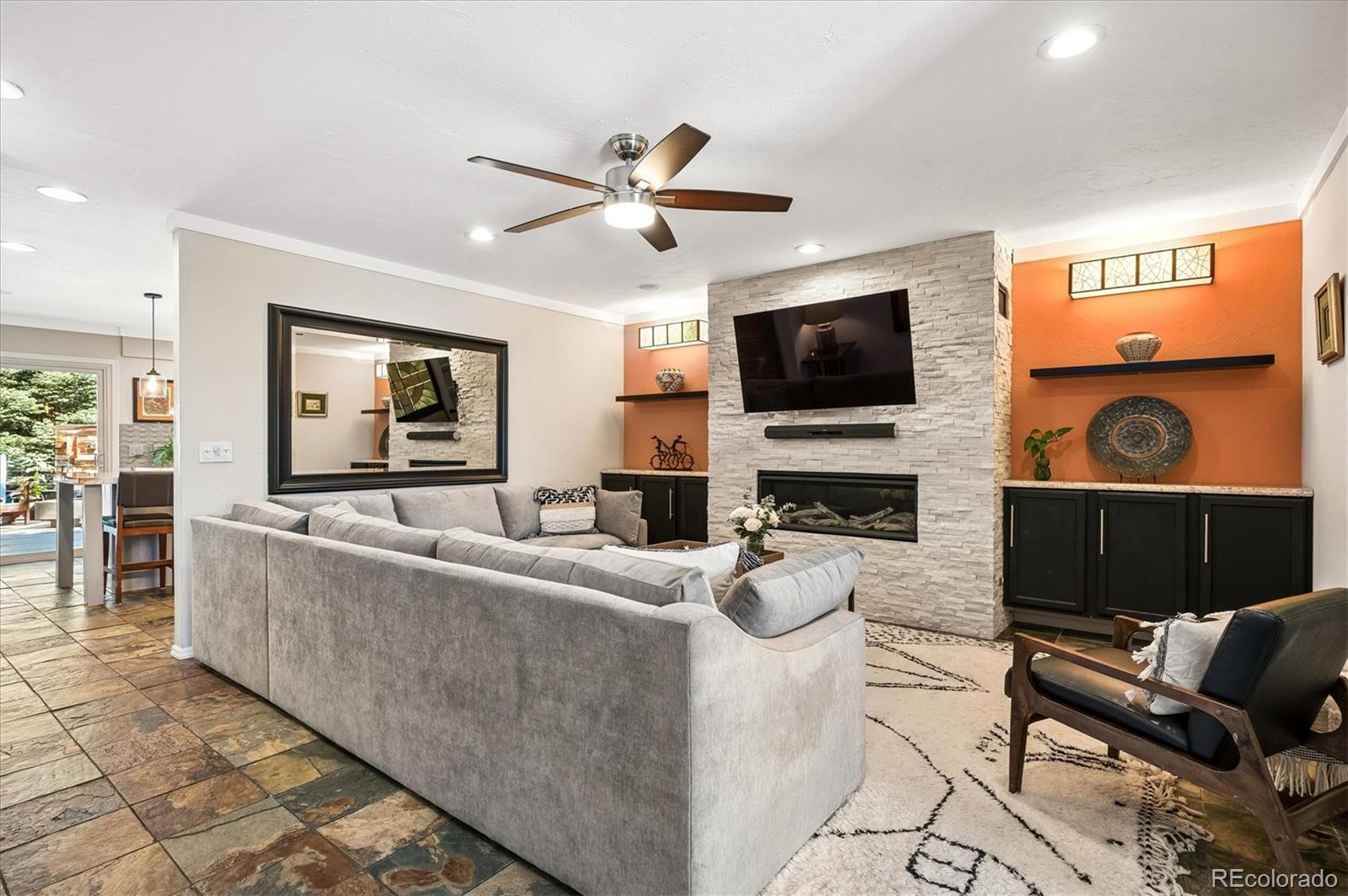 MLS Image #11 for 2615 s harlan court,denver, Colorado