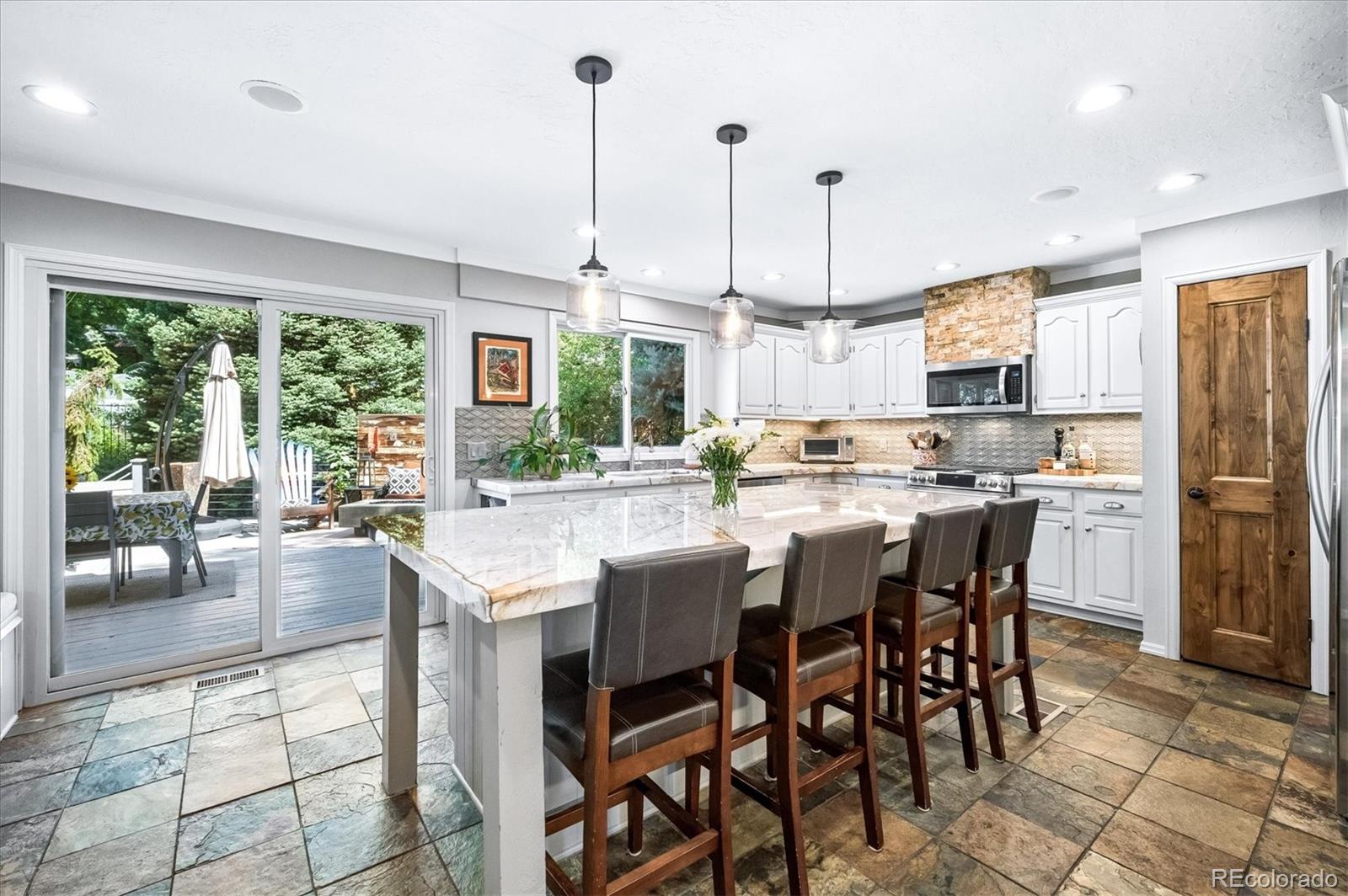 MLS Image #7 for 2615 s harlan court,denver, Colorado