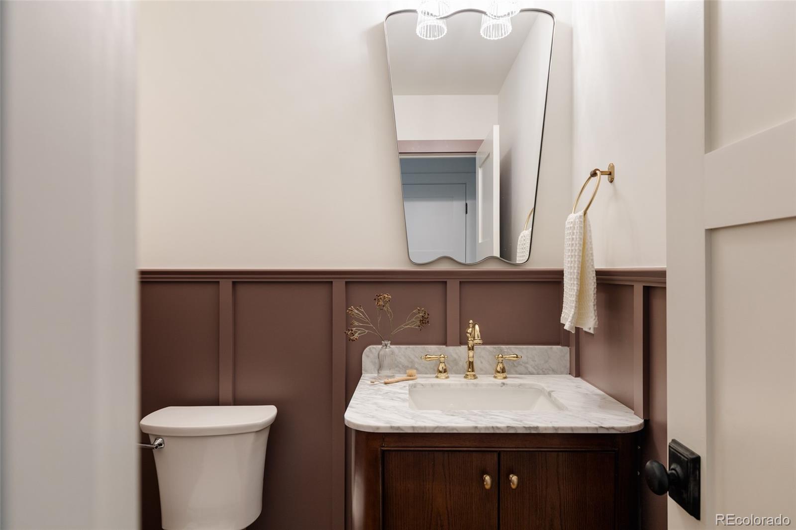 MLS Image #17 for 2800 s university boulevard,denver, Colorado