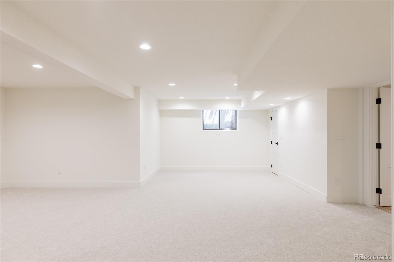 MLS Image #29 for 2800 s university boulevard,denver, Colorado