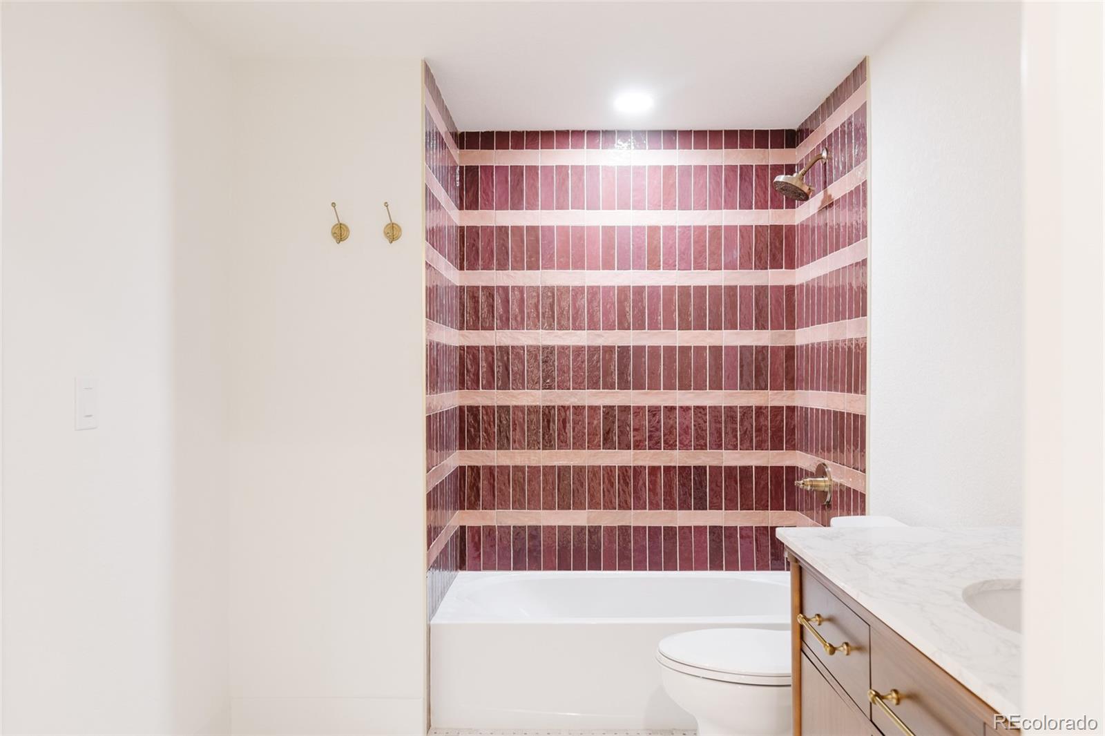 MLS Image #33 for 2800 s university boulevard,denver, Colorado
