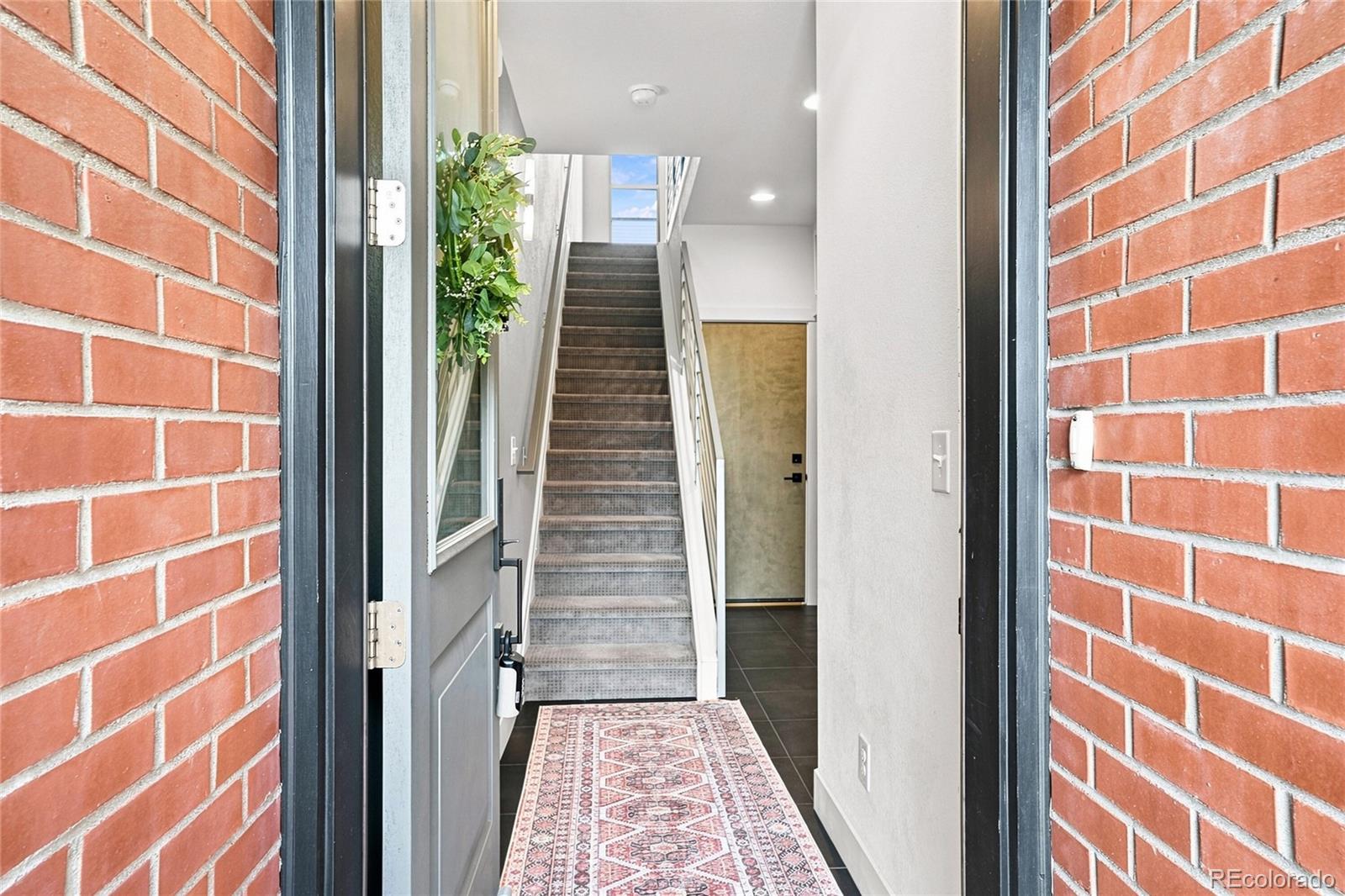 MLS Image #2 for 3314  curtis street,denver, Colorado