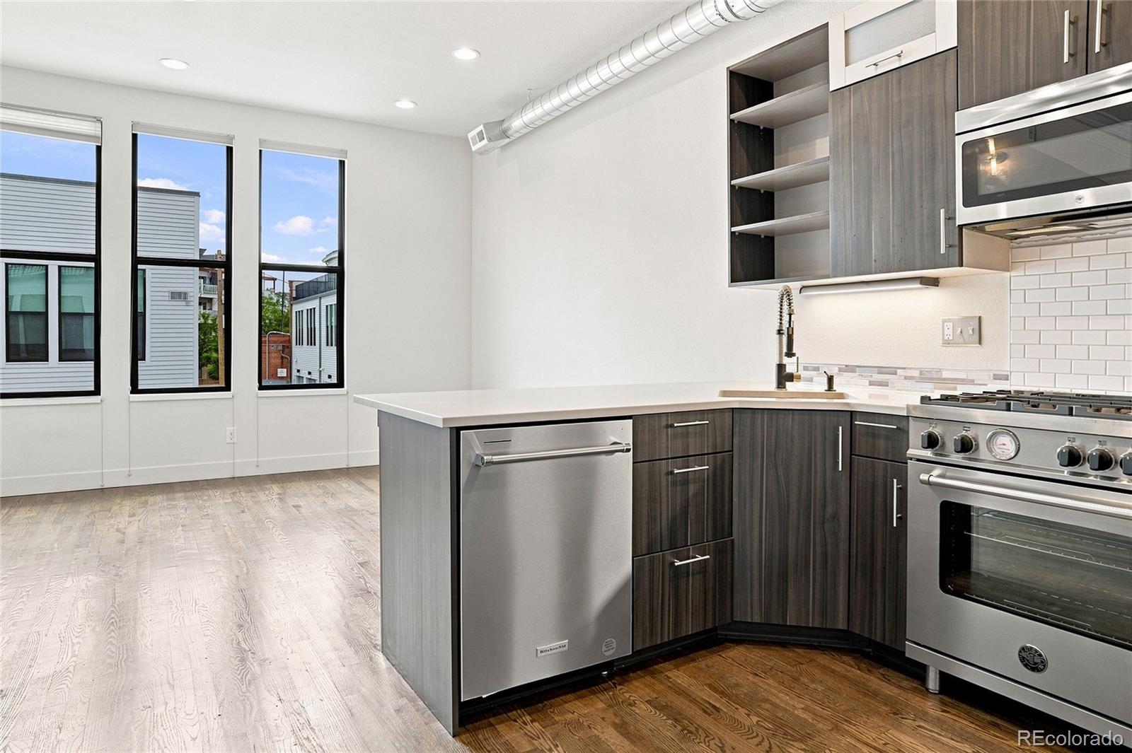 MLS Image #20 for 3314  curtis street,denver, Colorado