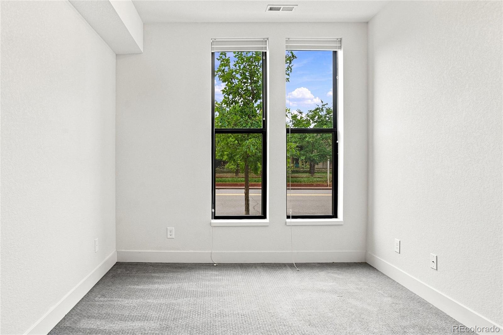 MLS Image #5 for 3314  curtis street,denver, Colorado
