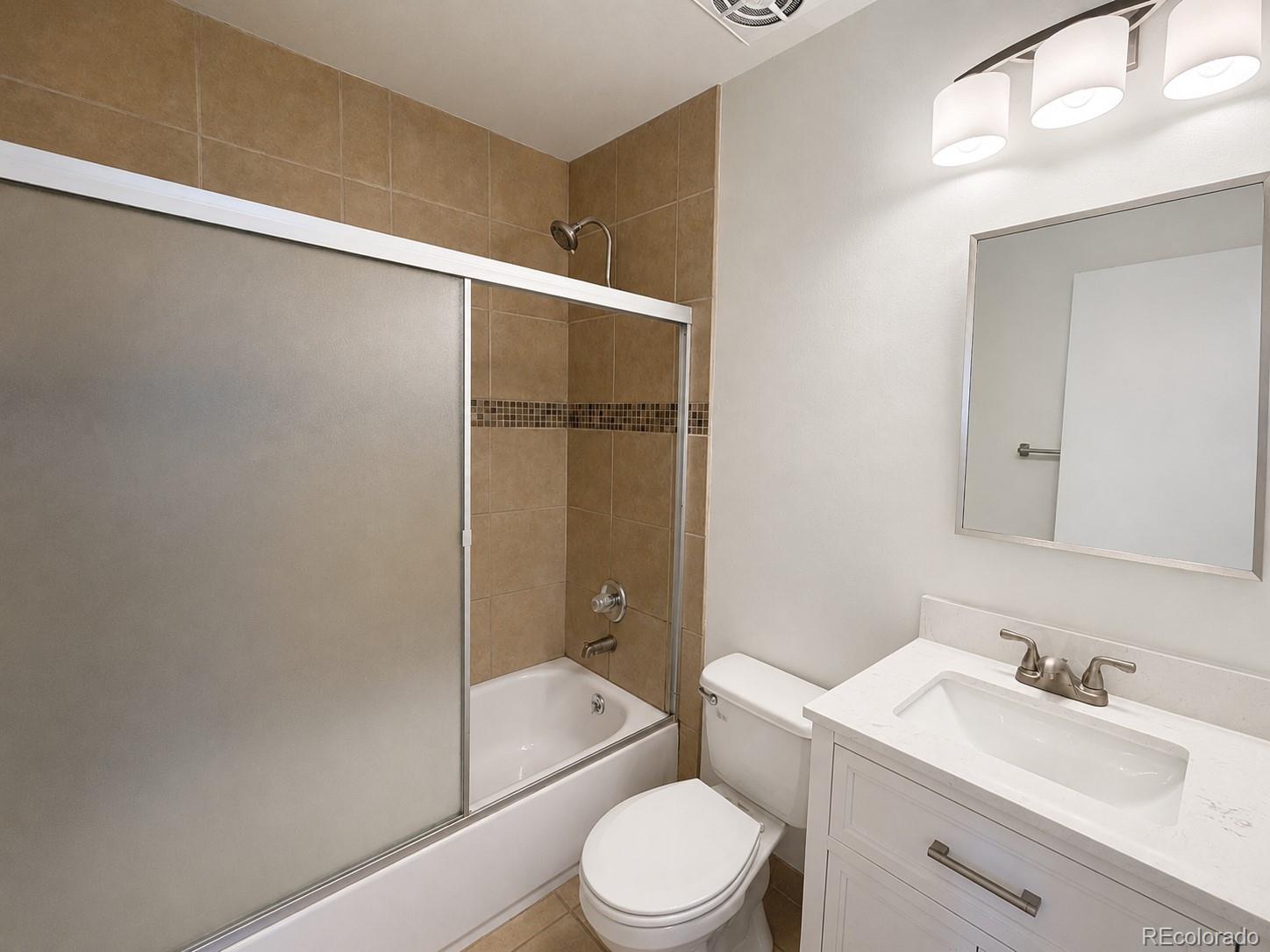 MLS Image #11 for 14563 e 11th avenue,aurora, Colorado