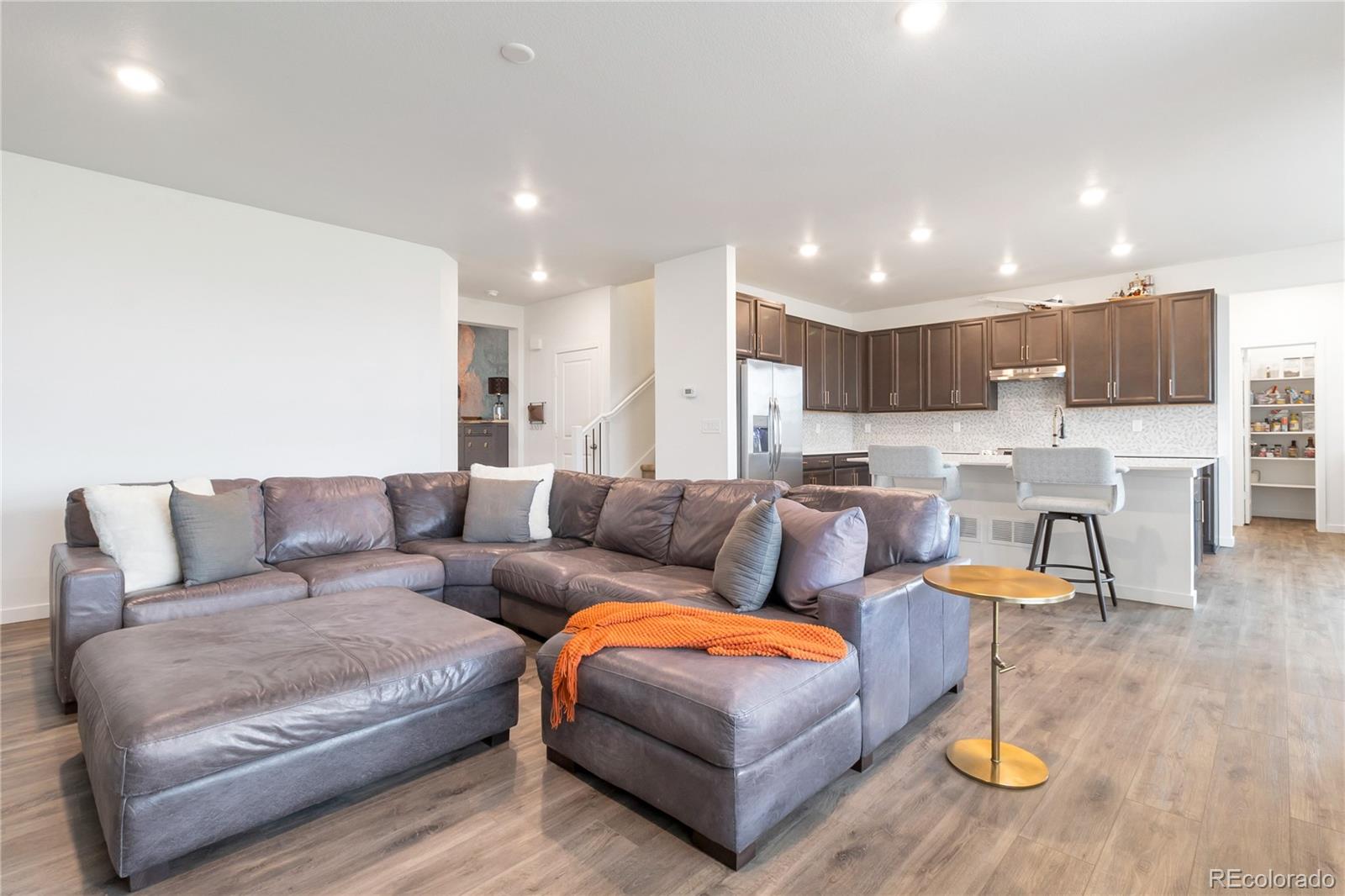 MLS Image #13 for 10001  tucson street,commerce city, Colorado