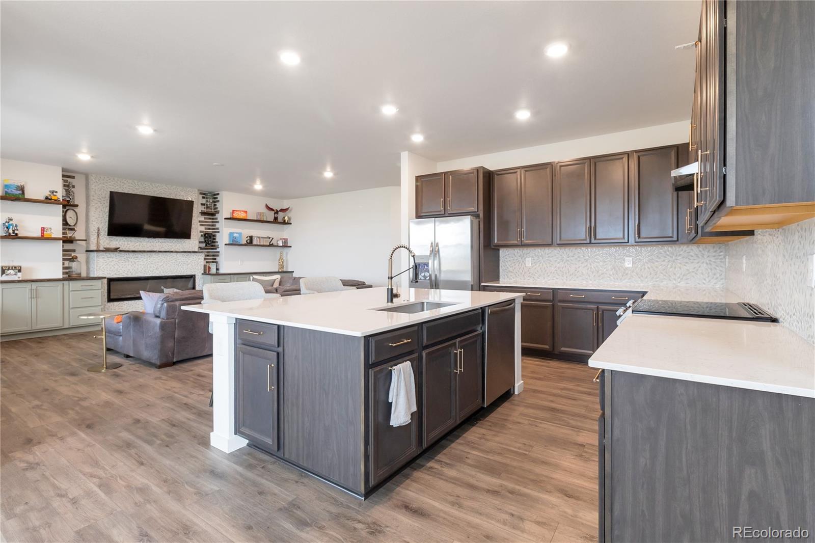 MLS Image #7 for 10001  tucson street,commerce city, Colorado