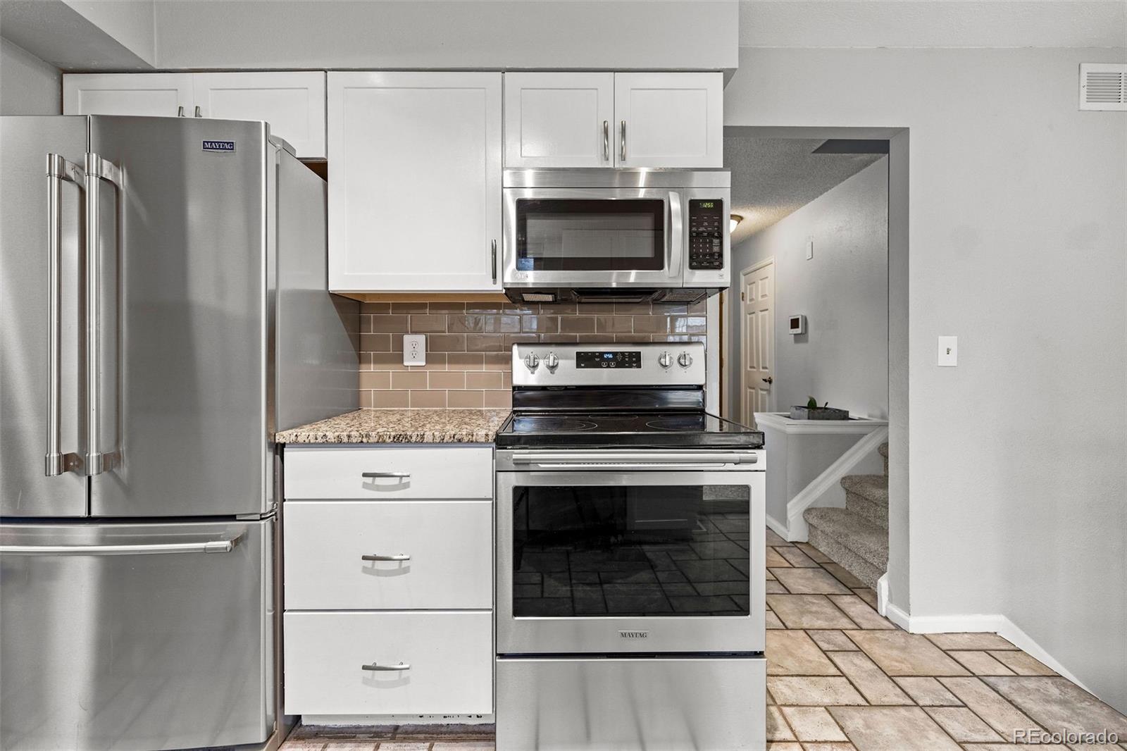 MLS Image #7 for 7263  deframe court,arvada, Colorado