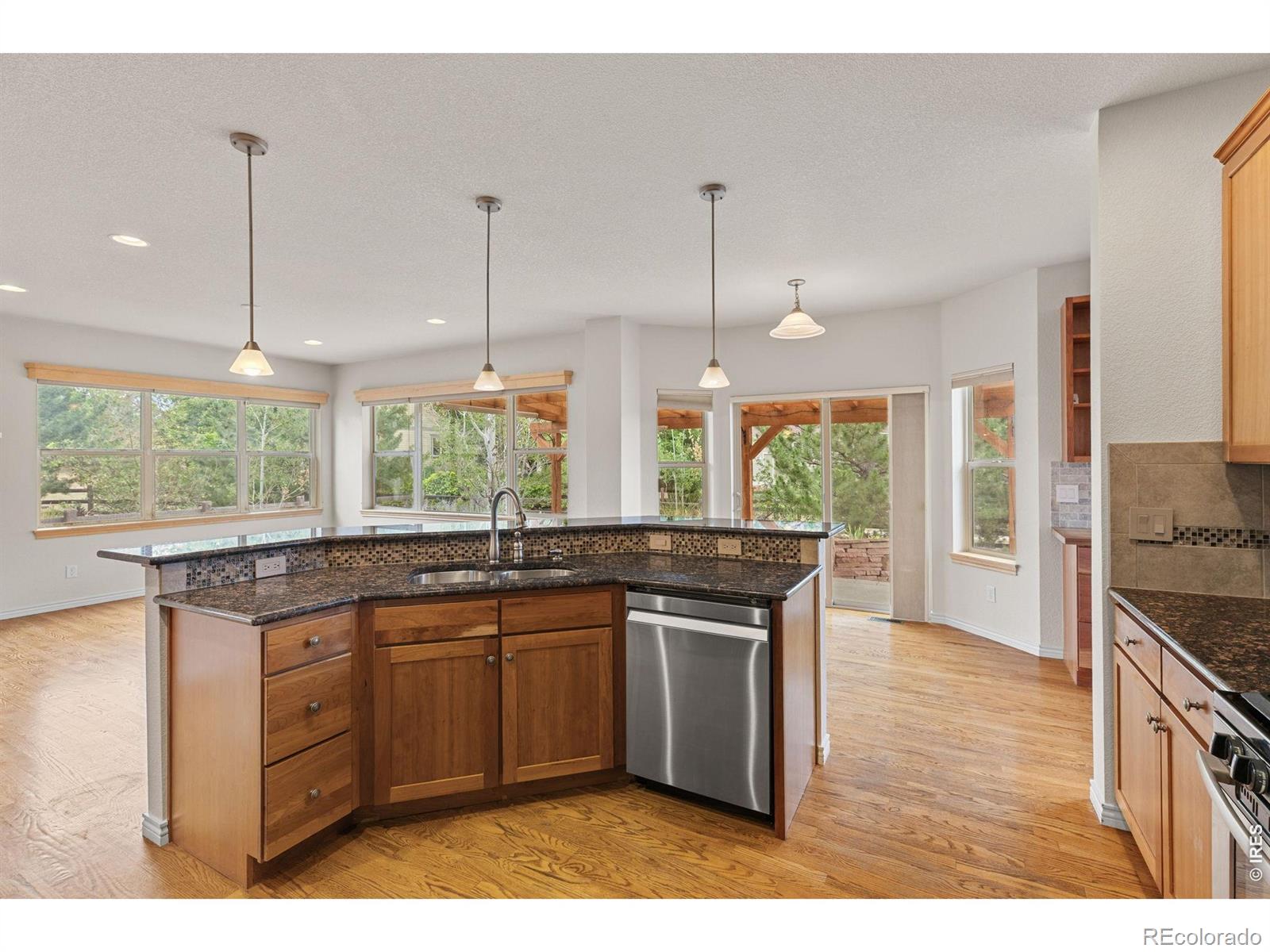 MLS Image #18 for 413  raymond court,lyons, Colorado