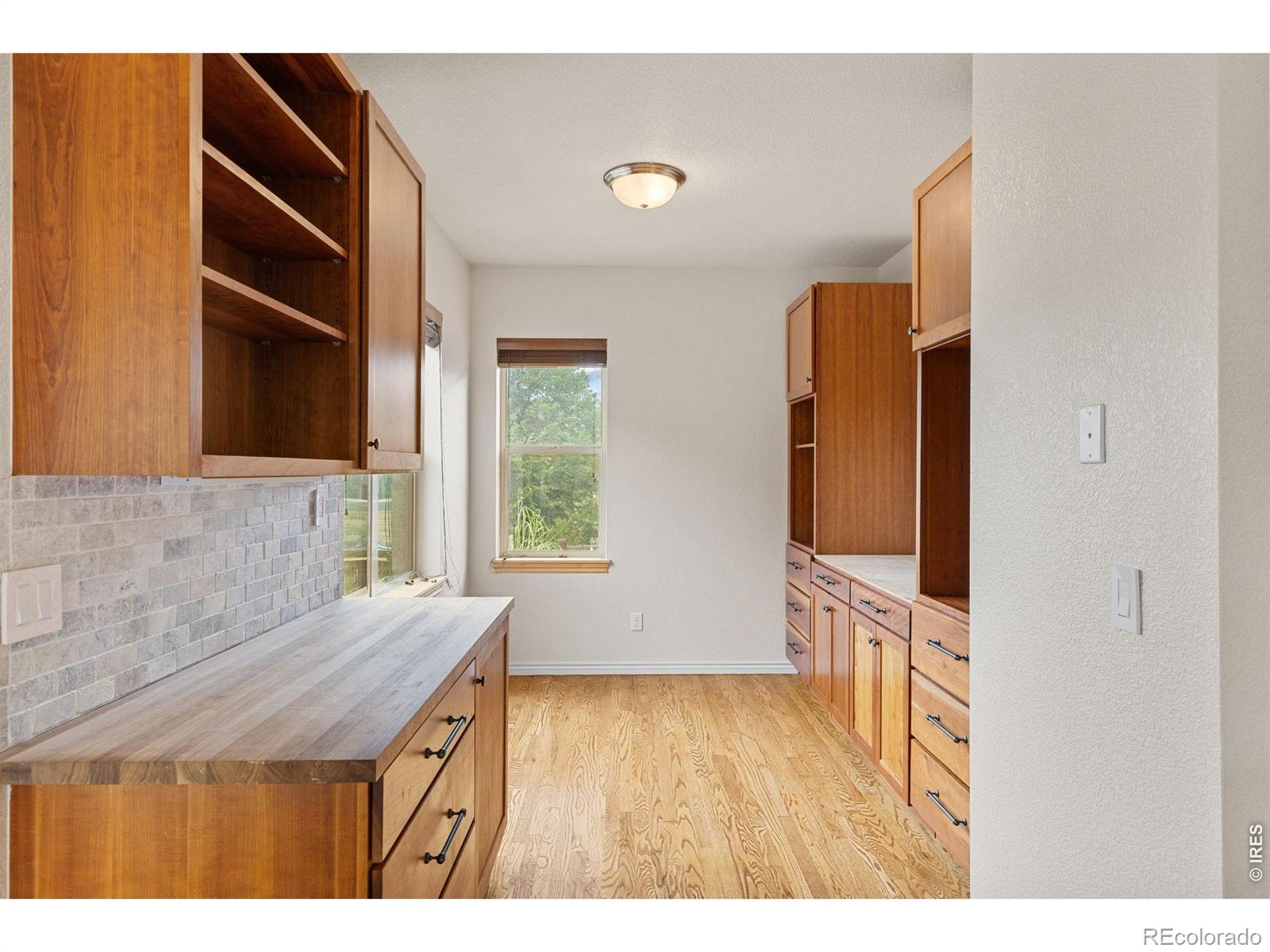 MLS Image #21 for 413  raymond court,lyons, Colorado