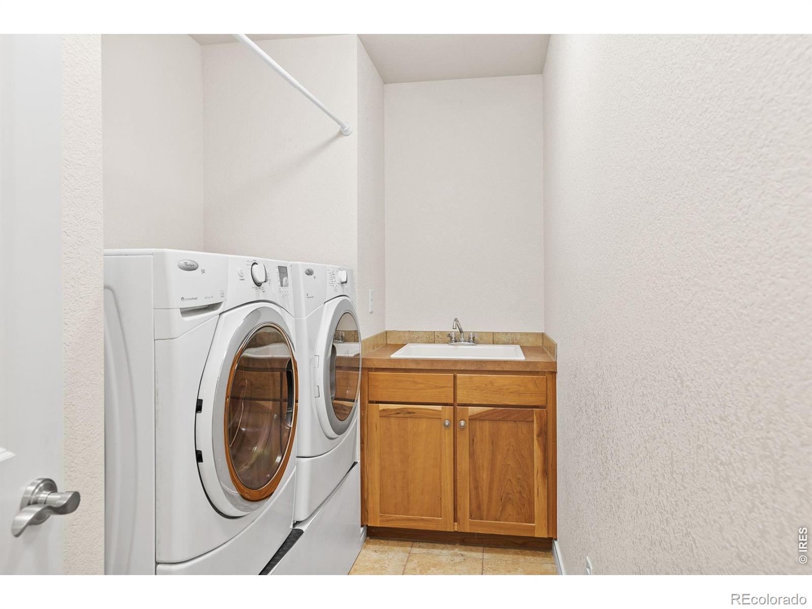 MLS Image #36 for 413  raymond court,lyons, Colorado