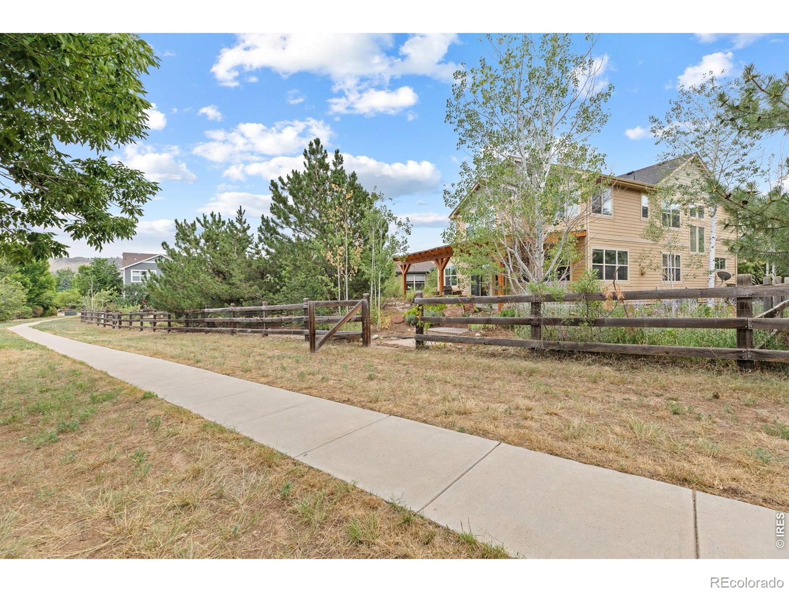 MLS Image #48 for 413  raymond court,lyons, Colorado